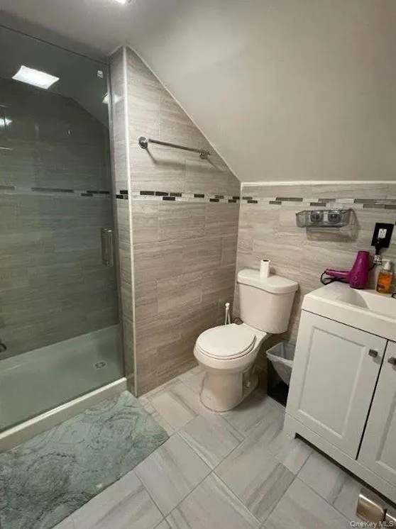 54 Camden Place, Hempstead, NY, 3 Bedrooms Bedrooms, 7 Rooms Rooms,3 BathroomsBathrooms,Residential Lease,For Rent,Camden,0,974904 54 Camden Place, Hempstead, NY, 3 Bedrooms Bedrooms, 7 Rooms Rooms,3 BathroomsBathrooms,Residential Lease,For Rent,Camden,0,974904