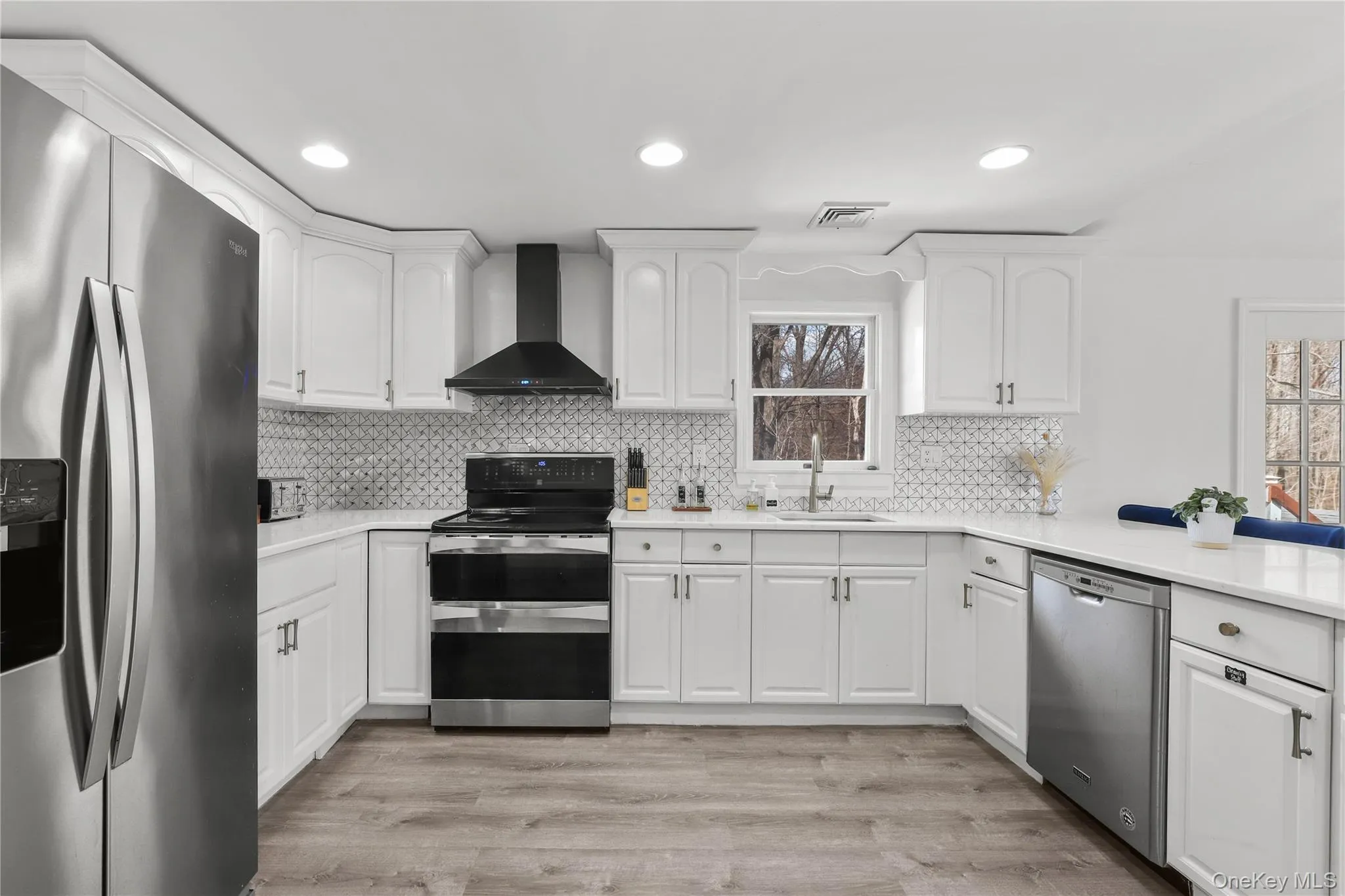 10 Vernon Drive, Patterson, NY, 3 Bedrooms Bedrooms, 5 Rooms Rooms,2 BathroomsBathrooms,Residential Lease,For Rent,Vernon,0,974918 10 Vernon Drive, Patterson, NY, 3 Bedrooms Bedrooms, 5 Rooms Rooms,2 BathroomsBathrooms,Residential Lease,For Rent,Vernon,0,974918