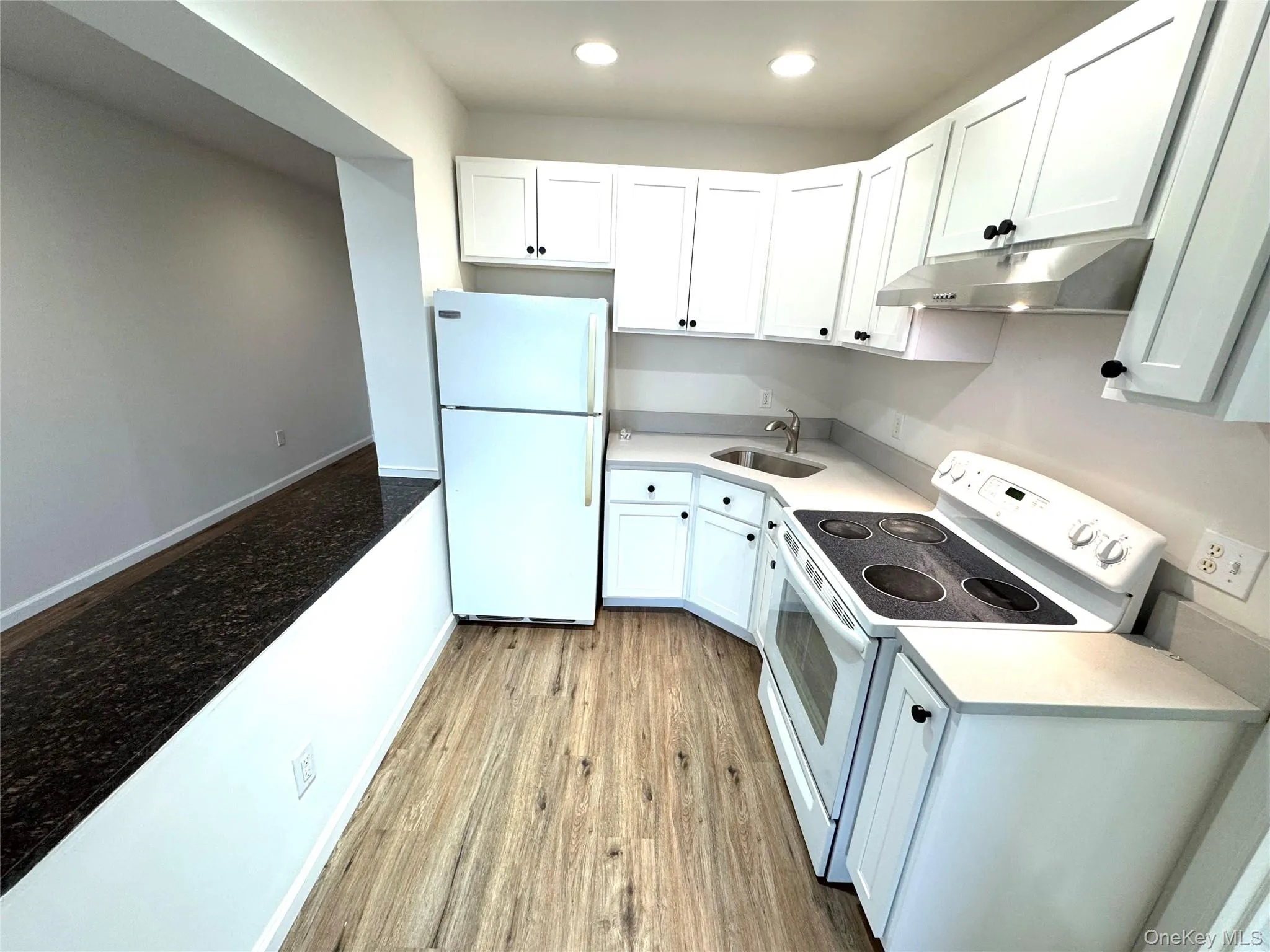 315 Main Street, Poughkeepsie, NY, 1 Bedroom Bedrooms, 3 Rooms Rooms,1 BathroomBathrooms,Residential Lease,For Rent,Main,0,974919 315 Main Street, Poughkeepsie, NY, 1 Bedroom Bedrooms, 3 Rooms Rooms,1 BathroomBathrooms,Residential Lease,For Rent,Main,0,974919