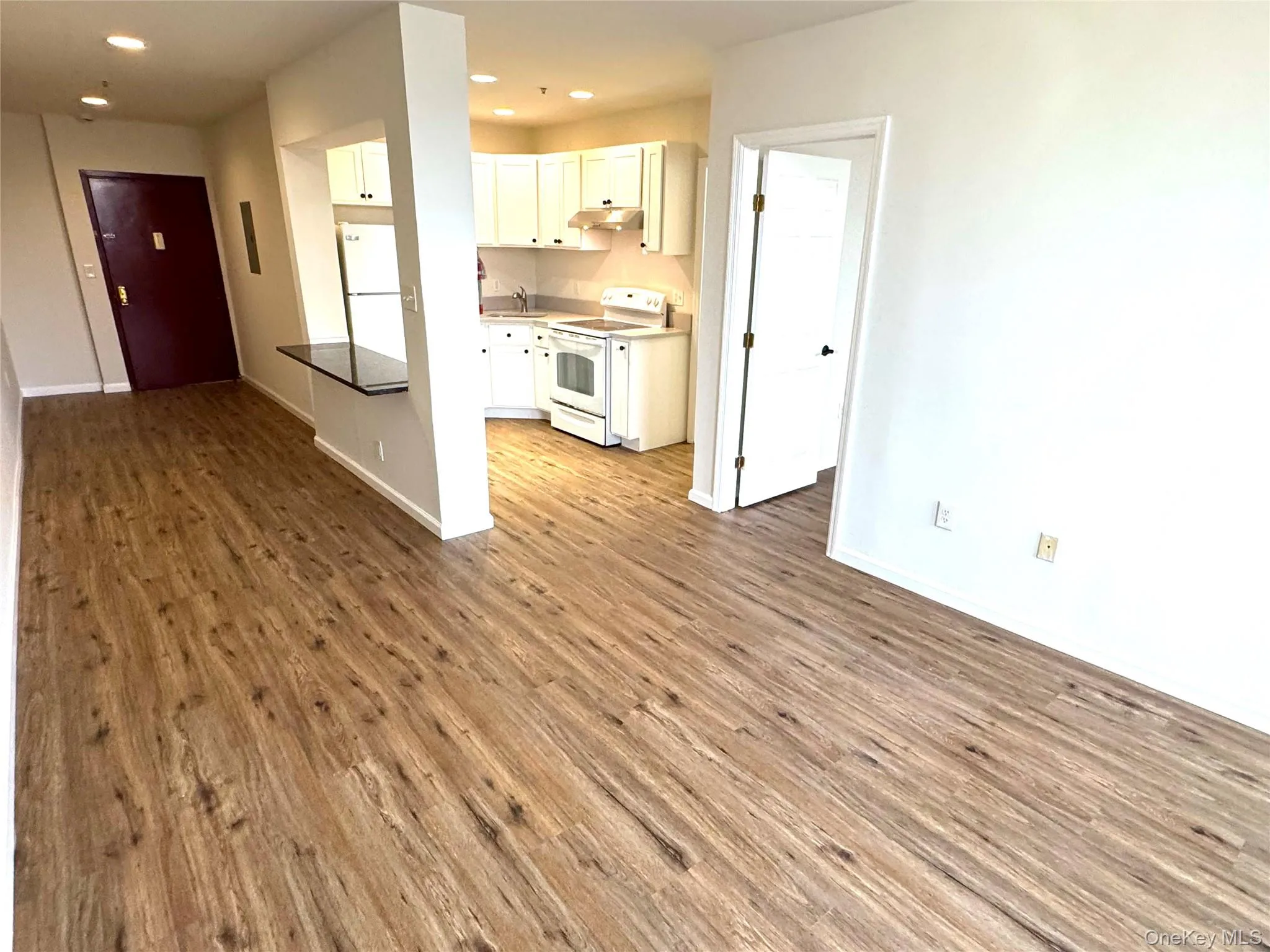 315 Main Street, Poughkeepsie, NY, 1 Bedroom Bedrooms, 3 Rooms Rooms,1 BathroomBathrooms,Residential Lease,For Rent,Main,0,974919 315 Main Street, Poughkeepsie, NY, 1 Bedroom Bedrooms, 3 Rooms Rooms,1 BathroomBathrooms,Residential Lease,For Rent,Main,0,974919