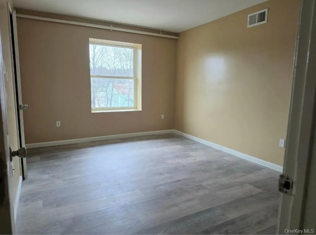 13 Lake Street, Monroe, NY, 3 Bedrooms Bedrooms, 6 Rooms Rooms,1 BathroomBathrooms,Residential Lease,For Rent,Lake,0,974955 13 Lake Street, Monroe, NY, 3 Bedrooms Bedrooms, 6 Rooms Rooms,1 BathroomBathrooms,Residential Lease,For Rent,Lake,0,974955