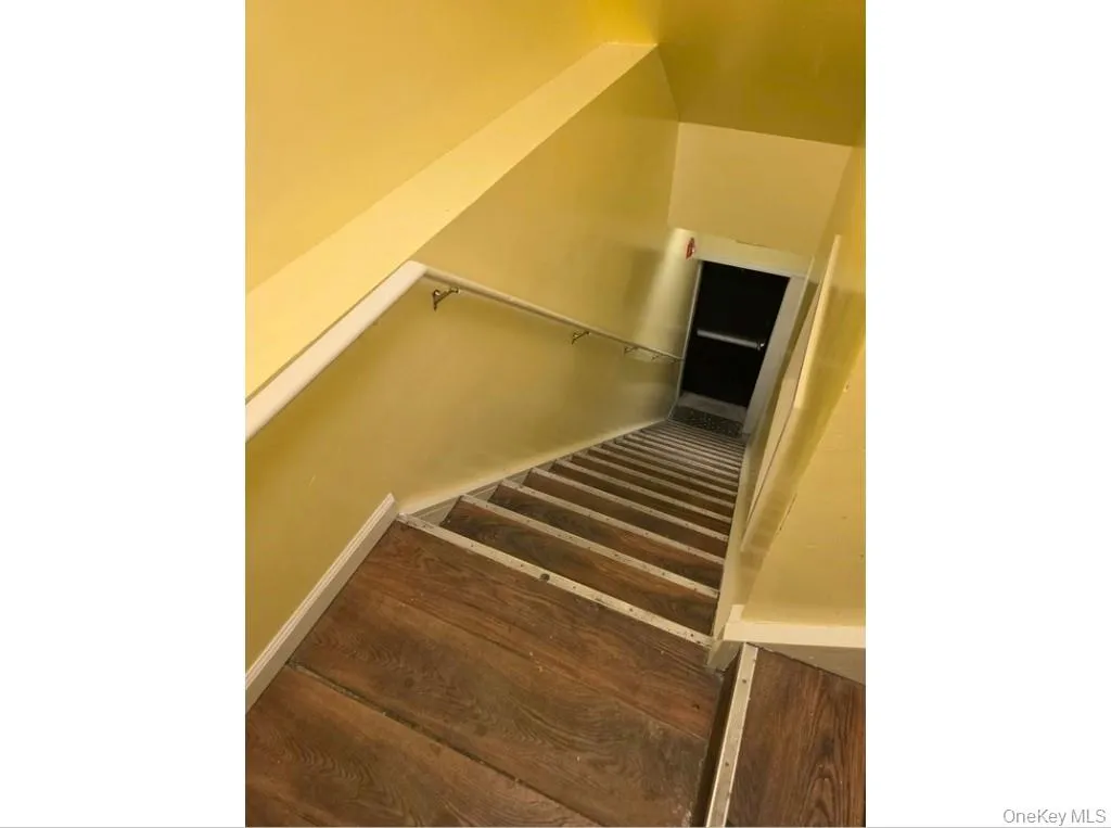 13 Lake Street, Monroe, NY, 3 Bedrooms Bedrooms, 6 Rooms Rooms,1 BathroomBathrooms,Residential Lease,For Rent,Lake,0,974955 13 Lake Street, Monroe, NY, 3 Bedrooms Bedrooms, 6 Rooms Rooms,1 BathroomBathrooms,Residential Lease,For Rent,Lake,0,974955