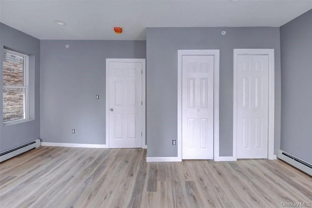 93 Lander Street, Newburgh (city), NY, 1 Bedroom Bedrooms, 4 Rooms Rooms,1 BathroomBathrooms,Residential Lease,For Rent,Lander,0,974961 93 Lander Street, Newburgh (city), NY, 1 Bedroom Bedrooms, 4 Rooms Rooms,1 BathroomBathrooms,Residential Lease,For Rent,Lander,0,974961