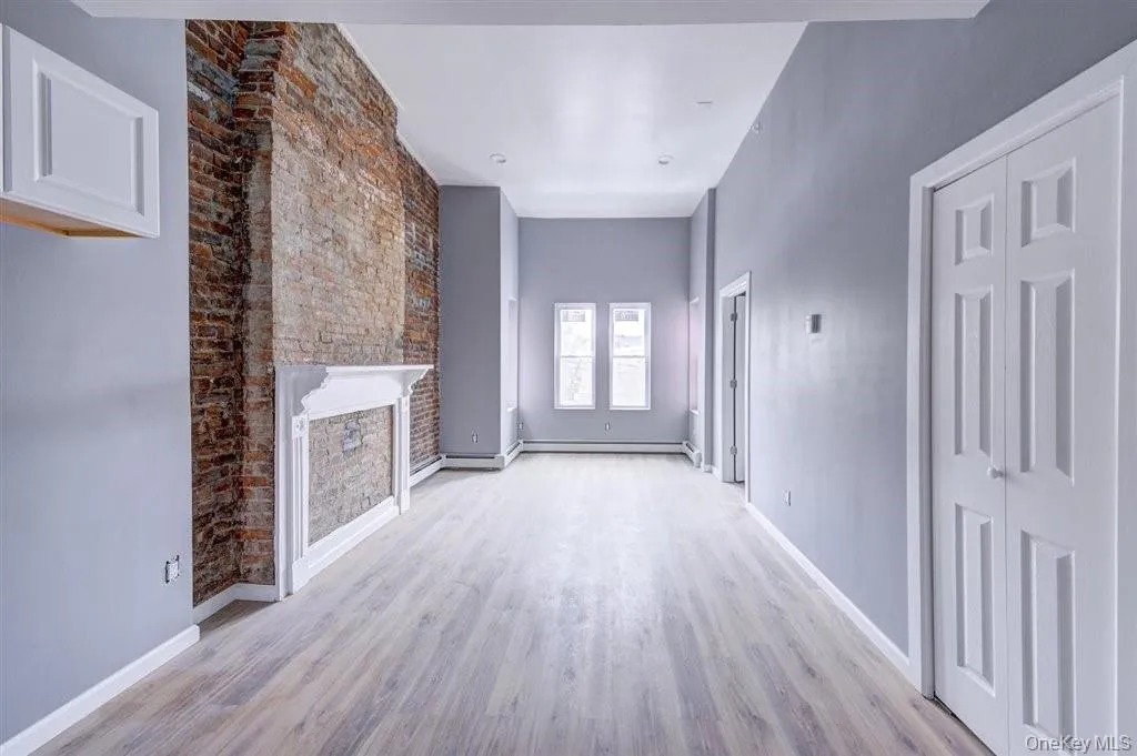 93 Lander Street, Newburgh (city), NY, 1 Bedroom Bedrooms, 4 Rooms Rooms,1 BathroomBathrooms,Residential Lease,For Rent,Lander,0,974961 93 Lander Street, Newburgh (city), NY, 1 Bedroom Bedrooms, 4 Rooms Rooms,1 BathroomBathrooms,Residential Lease,For Rent,Lander,0,974961