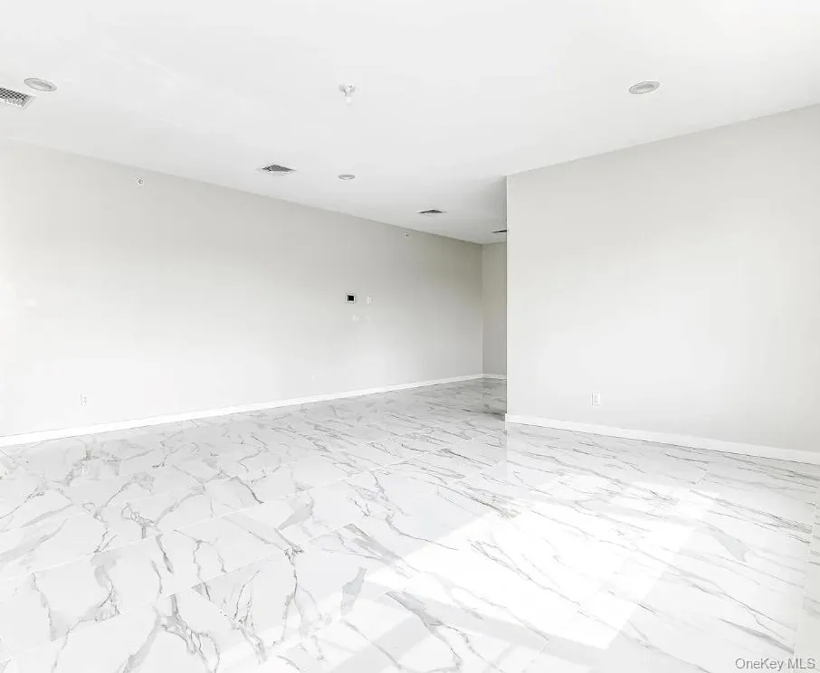 127 Spring Street, Monroe, NY, 3 Bedrooms Bedrooms, 5 Rooms Rooms,2 BathroomsBathrooms,Residential Lease,For Rent,Spring,0,974968 127 Spring Street, Monroe, NY, 3 Bedrooms Bedrooms, 5 Rooms Rooms,2 BathroomsBathrooms,Residential Lease,For Rent,Spring,0,974968