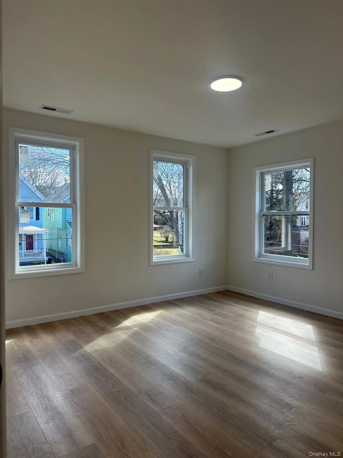 38 Carroll Street, Poughkeepsie, NY, 2 Bedrooms Bedrooms, 4 Rooms Rooms,1 BathroomBathrooms,Residential Lease,For Rent,Carroll,0,974977 38 Carroll Street, Poughkeepsie, NY, 2 Bedrooms Bedrooms, 4 Rooms Rooms,1 BathroomBathrooms,Residential Lease,For Rent,Carroll,0,974977