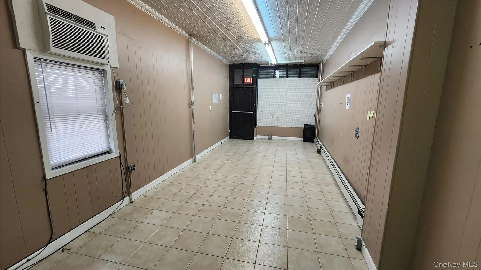 5856 Fresh Pond Road, New York, NY, ,Commercial Lease,For Rent,Fresh Pond,0,975034 5856 Fresh Pond Road, New York, NY, ,Commercial Lease,For Rent,Fresh Pond,0,975034