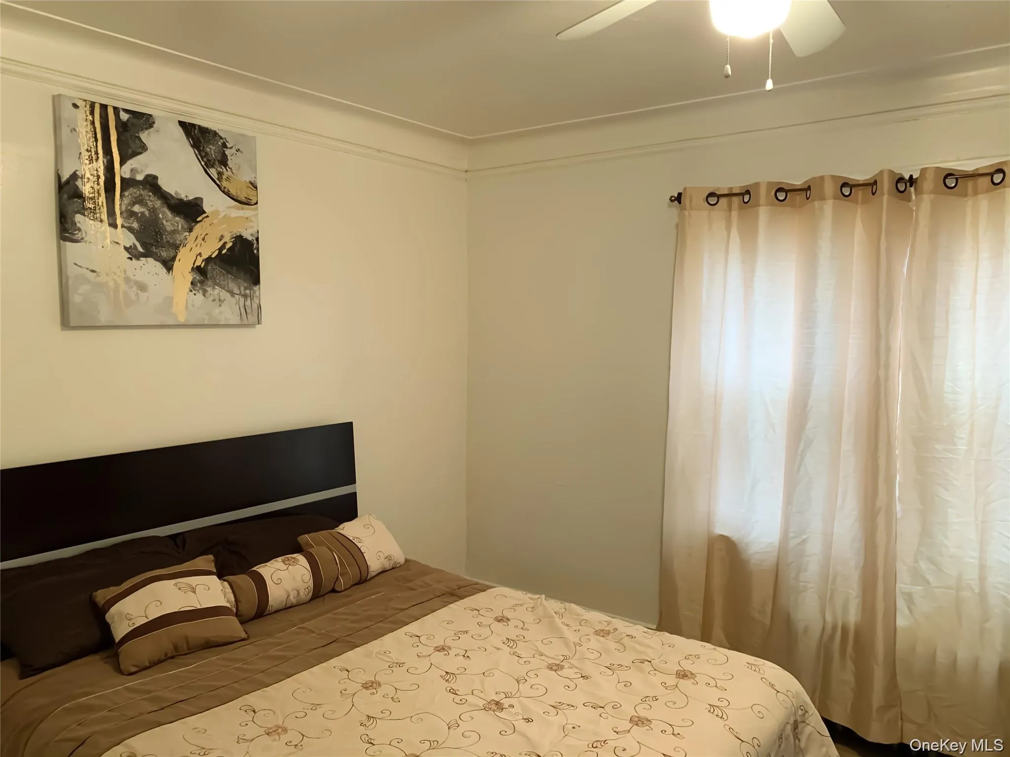 241-11 143 Avenue, New York, NY, 2 Bedrooms Bedrooms, 5 Rooms Rooms,1 BathroomBathrooms,Residential Lease,For Rent,143,0,975045 241-11 143 Avenue, New York, NY, 2 Bedrooms Bedrooms, 5 Rooms Rooms,1 BathroomBathrooms,Residential Lease,For Rent,143,0,975045