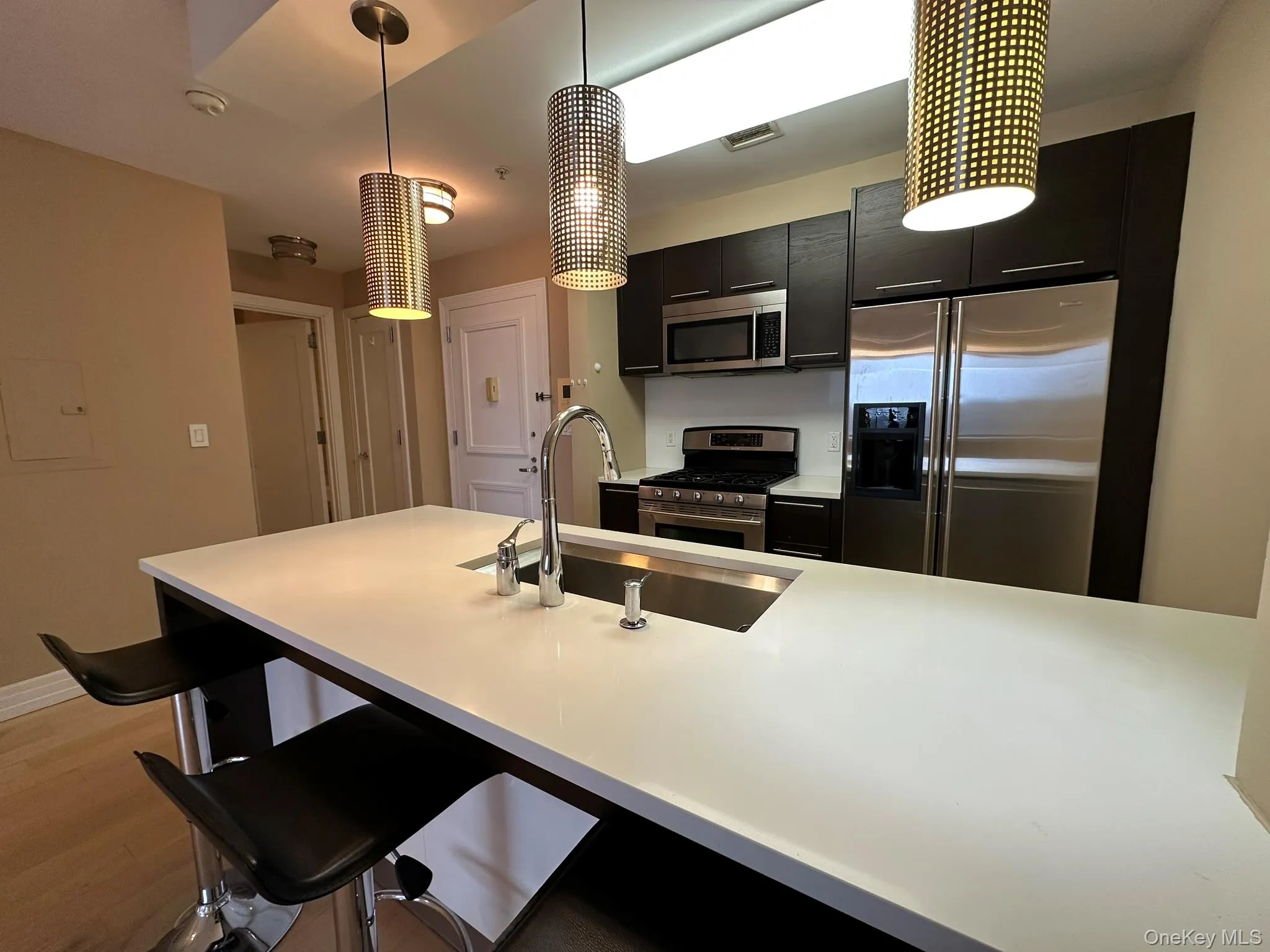 64-05 Yellowstone Boulevard, New York, NY, 1 Bedroom Bedrooms, 2 Rooms Rooms,1 BathroomBathrooms,Residential Lease,For Rent,Yellowstone,0,975048 64-05 Yellowstone Boulevard, New York, NY, 1 Bedroom Bedrooms, 2 Rooms Rooms,1 BathroomBathrooms,Residential Lease,For Rent,Yellowstone,0,975048