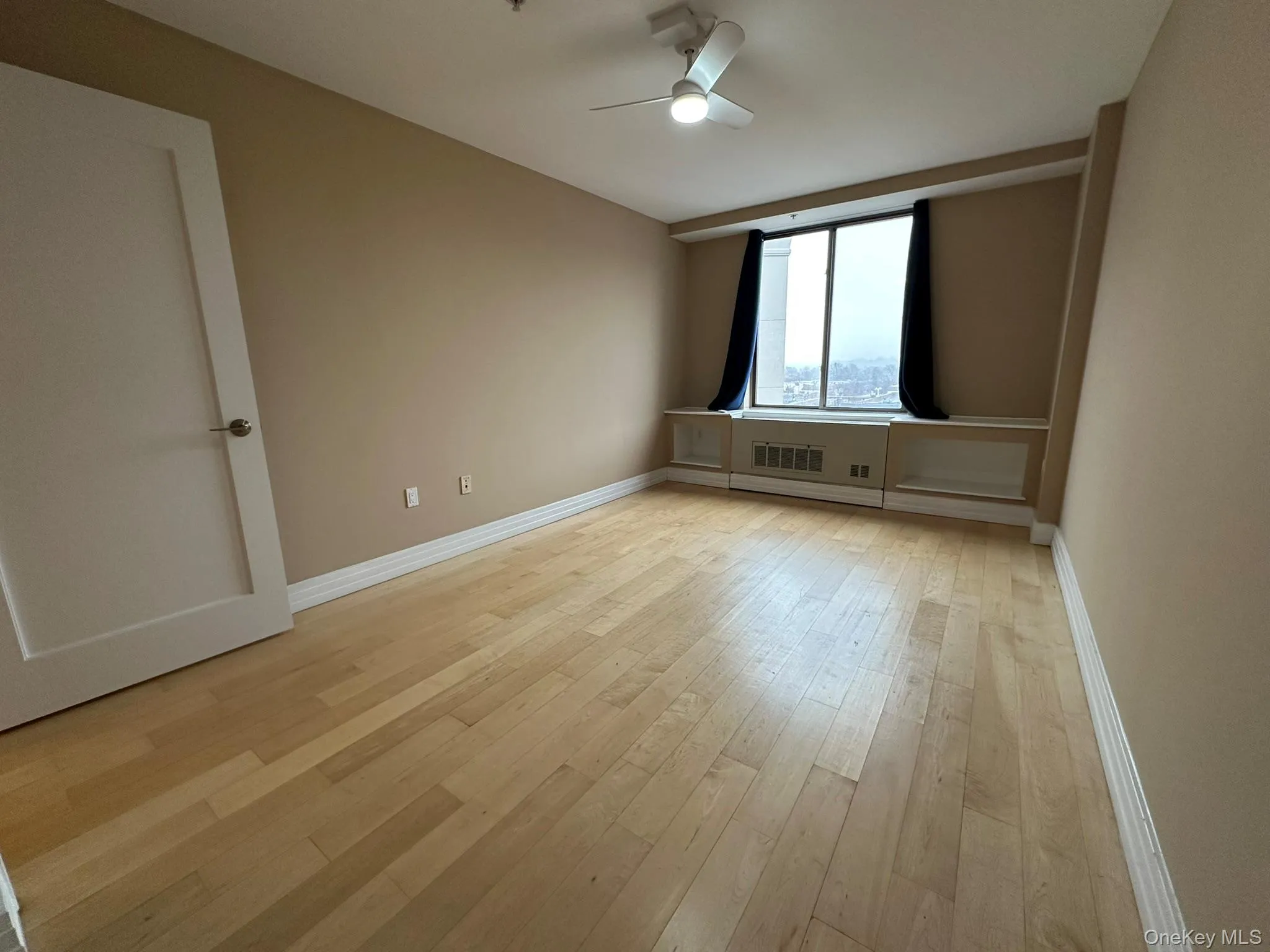 64-05 Yellowstone Boulevard, New York, NY, 1 Bedroom Bedrooms, 2 Rooms Rooms,1 BathroomBathrooms,Residential Lease,For Rent,Yellowstone,0,975048 64-05 Yellowstone Boulevard, New York, NY, 1 Bedroom Bedrooms, 2 Rooms Rooms,1 BathroomBathrooms,Residential Lease,For Rent,Yellowstone,0,975048