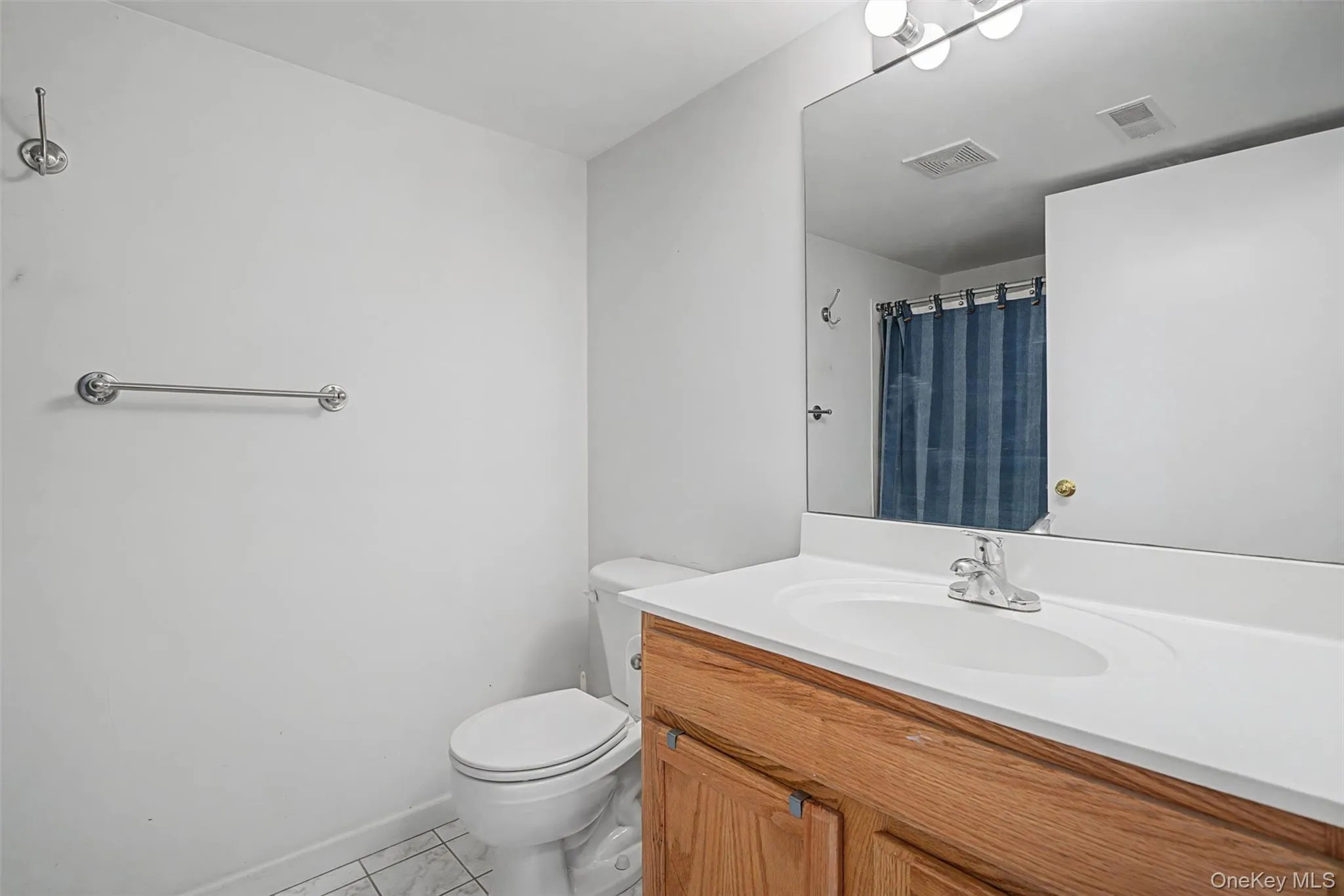 261 Ruth Court, Middletown, NY, 2 Bedrooms Bedrooms, 5 Rooms Rooms,2 BathroomsBathrooms,Residential Lease,For Rent,Ruth,0,975053 261 Ruth Court, Middletown, NY, 2 Bedrooms Bedrooms, 5 Rooms Rooms,2 BathroomsBathrooms,Residential Lease,For Rent,Ruth,0,975053