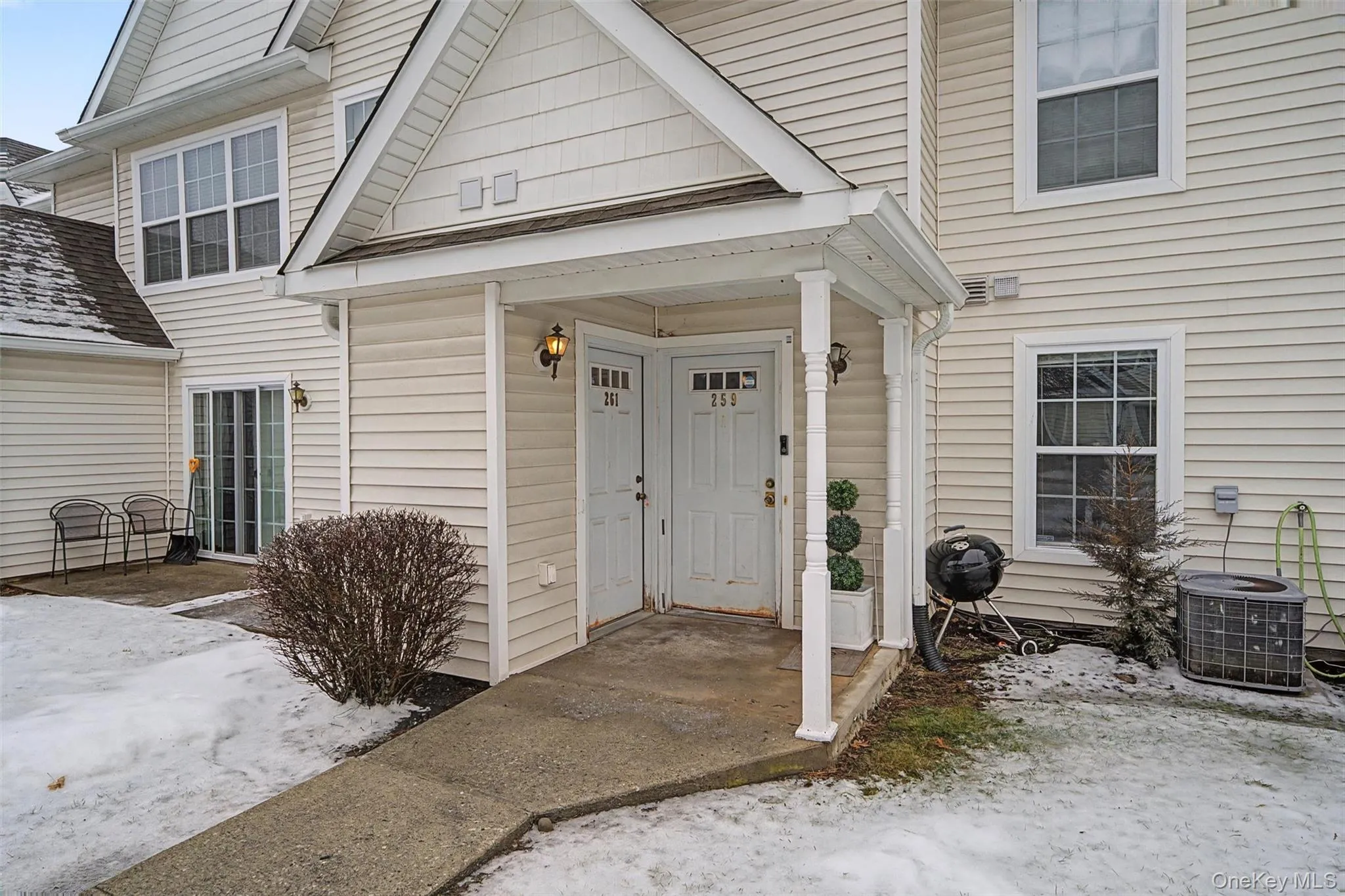 261 Ruth Court, Middletown, NY, 2 Bedrooms Bedrooms, 5 Rooms Rooms,2 BathroomsBathrooms,Residential Lease,For Rent,Ruth,0,975053 261 Ruth Court, Middletown, NY, 2 Bedrooms Bedrooms, 5 Rooms Rooms,2 BathroomsBathrooms,Residential Lease,For Rent,Ruth,0,975053