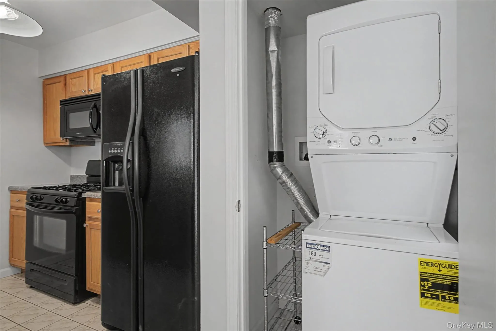 261 Ruth Court, Middletown, NY, 2 Bedrooms Bedrooms, 5 Rooms Rooms,2 BathroomsBathrooms,Residential Lease,For Rent,Ruth,0,975053 261 Ruth Court, Middletown, NY, 2 Bedrooms Bedrooms, 5 Rooms Rooms,2 BathroomsBathrooms,Residential Lease,For Rent,Ruth,0,975053