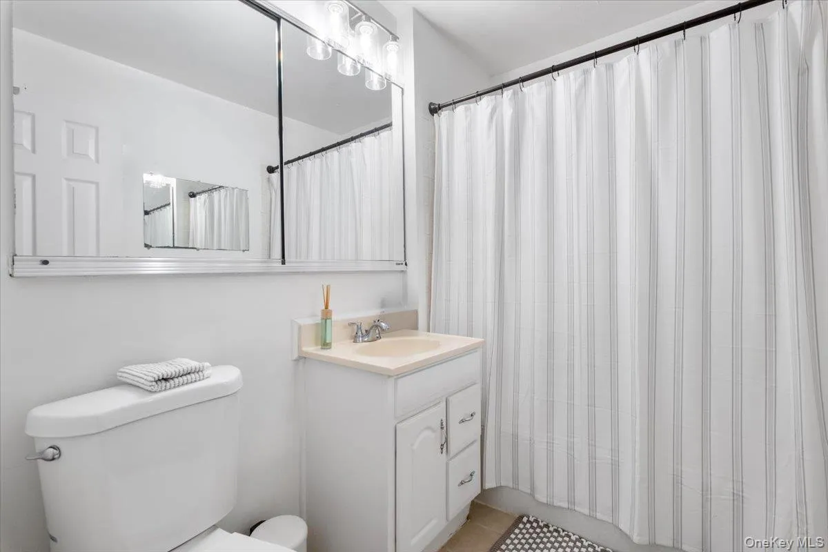 En suite primary bathroom En suite primary bathroom