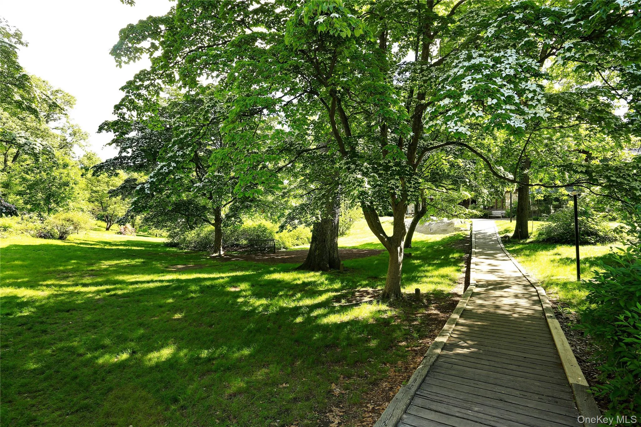 555 Central Park Avenue, Scarsdale, NY, 1 Bedroom Bedrooms, 6 Rooms Rooms,1 BathroomBathrooms,Residential Lease,For Rent,Central Park,0,975054 555 Central Park Avenue, Scarsdale, NY, 1 Bedroom Bedrooms, 6 Rooms Rooms,1 BathroomBathrooms,Residential Lease,For Rent,Central Park,0,975054