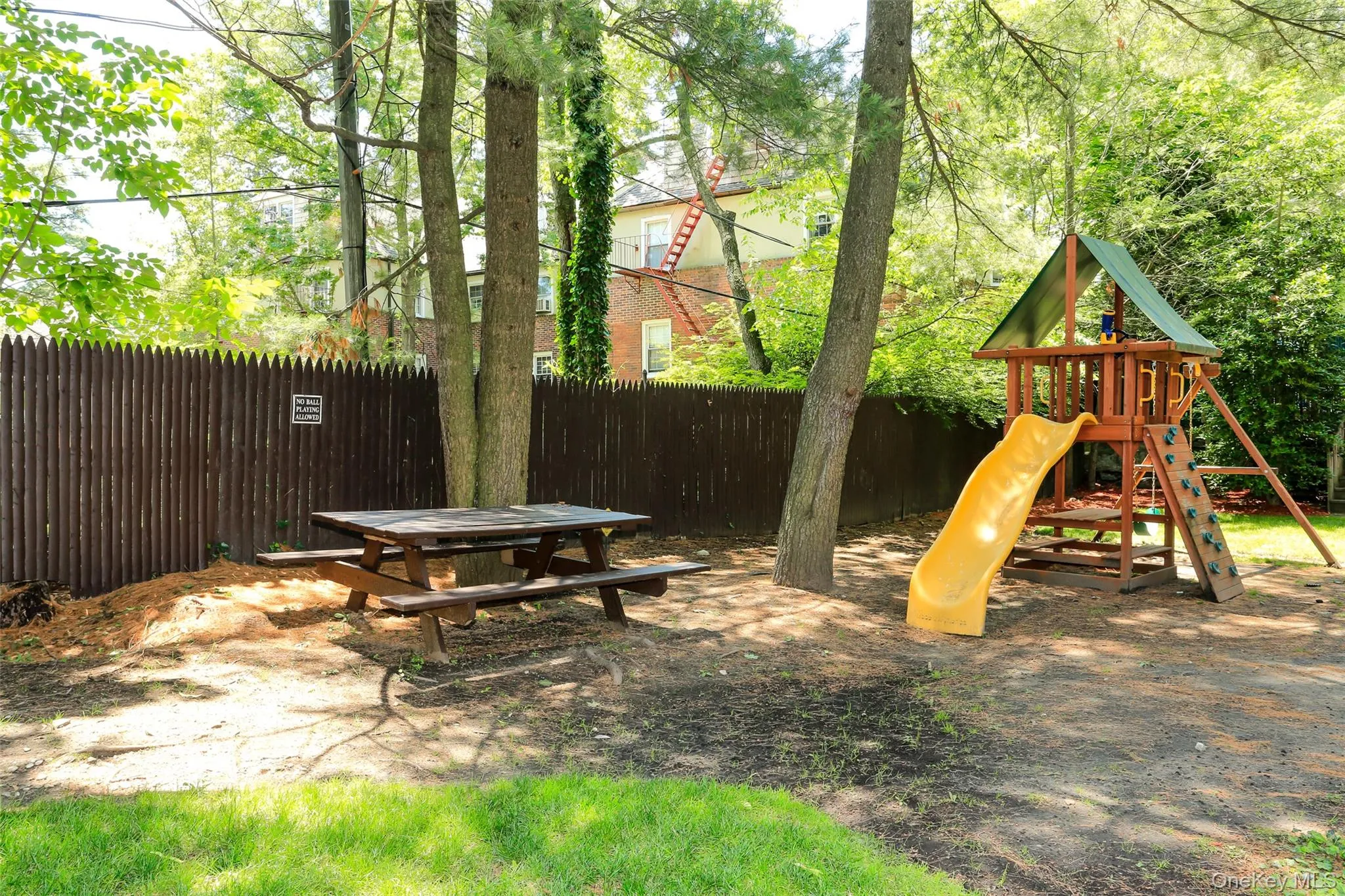 555 Central Park Avenue, Scarsdale, NY, 1 Bedroom Bedrooms, 6 Rooms Rooms,1 BathroomBathrooms,Residential Lease,For Rent,Central Park,0,975054 555 Central Park Avenue, Scarsdale, NY, 1 Bedroom Bedrooms, 6 Rooms Rooms,1 BathroomBathrooms,Residential Lease,For Rent,Central Park,0,975054