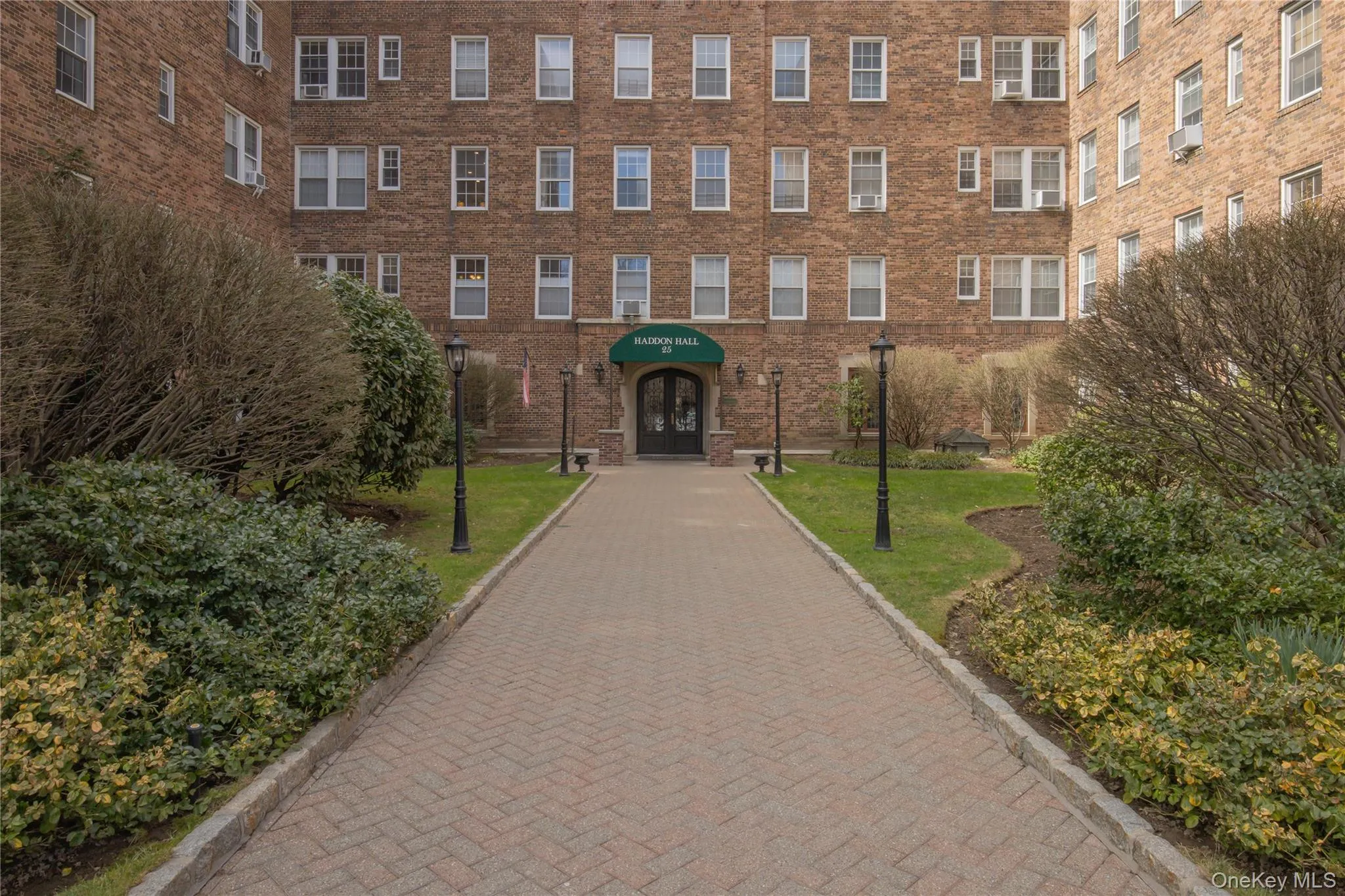 25 Parkview Avenue, Yonkers, NY, 1 Bedroom Bedrooms, 3 Rooms Rooms,1 BathroomBathrooms,Residential Sale,For Rent,Parkview,0,975064 25 Parkview Avenue, Yonkers, NY, 1 Bedroom Bedrooms, 3 Rooms Rooms,1 BathroomBathrooms,Residential Sale,For Rent,Parkview,0,975064