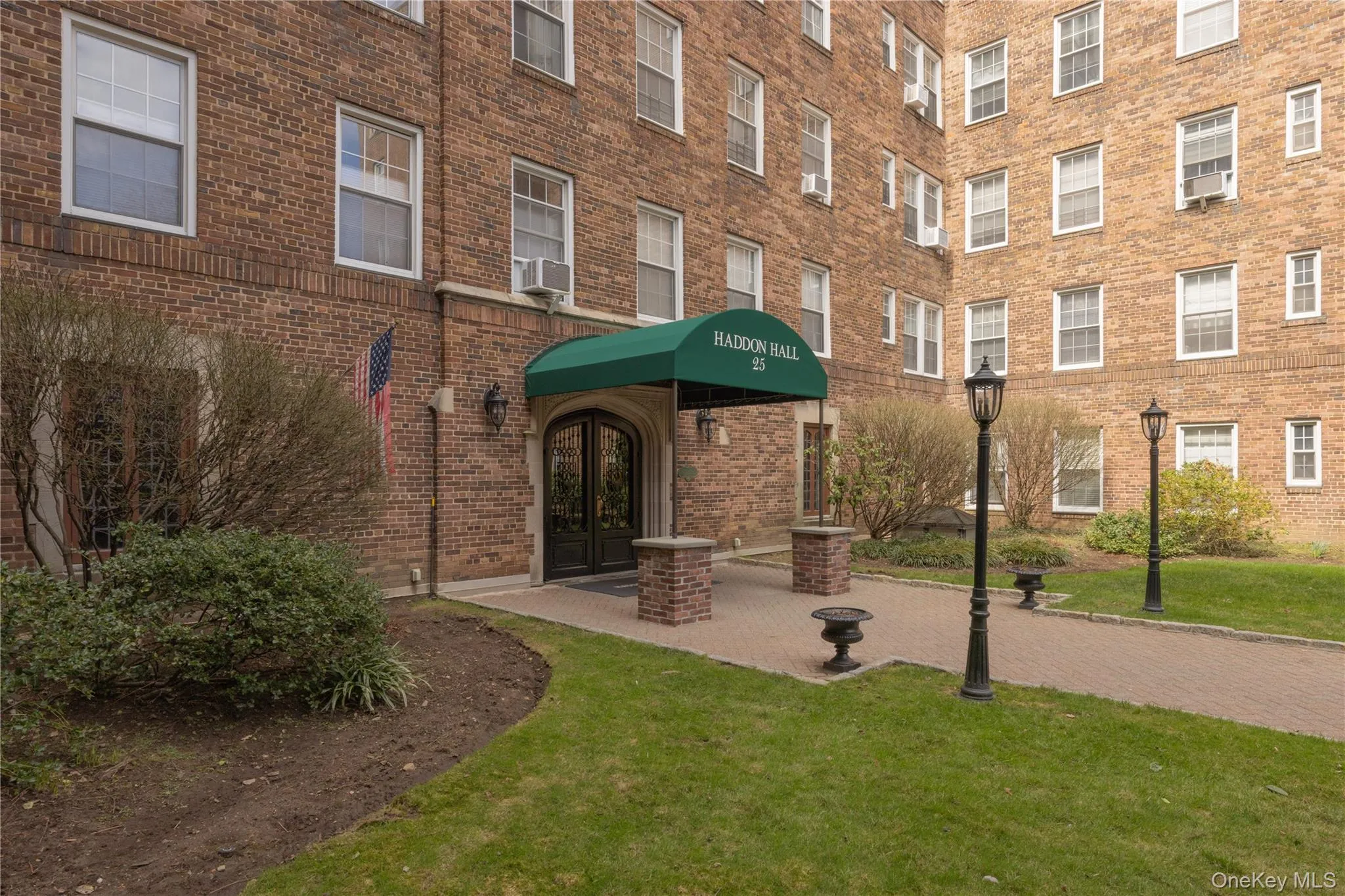 25 Parkview Avenue, Yonkers, NY, 1 Bedroom Bedrooms, 3 Rooms Rooms,1 BathroomBathrooms,Residential Sale,For Rent,Parkview,0,975064 25 Parkview Avenue, Yonkers, NY, 1 Bedroom Bedrooms, 3 Rooms Rooms,1 BathroomBathrooms,Residential Sale,For Rent,Parkview,0,975064
