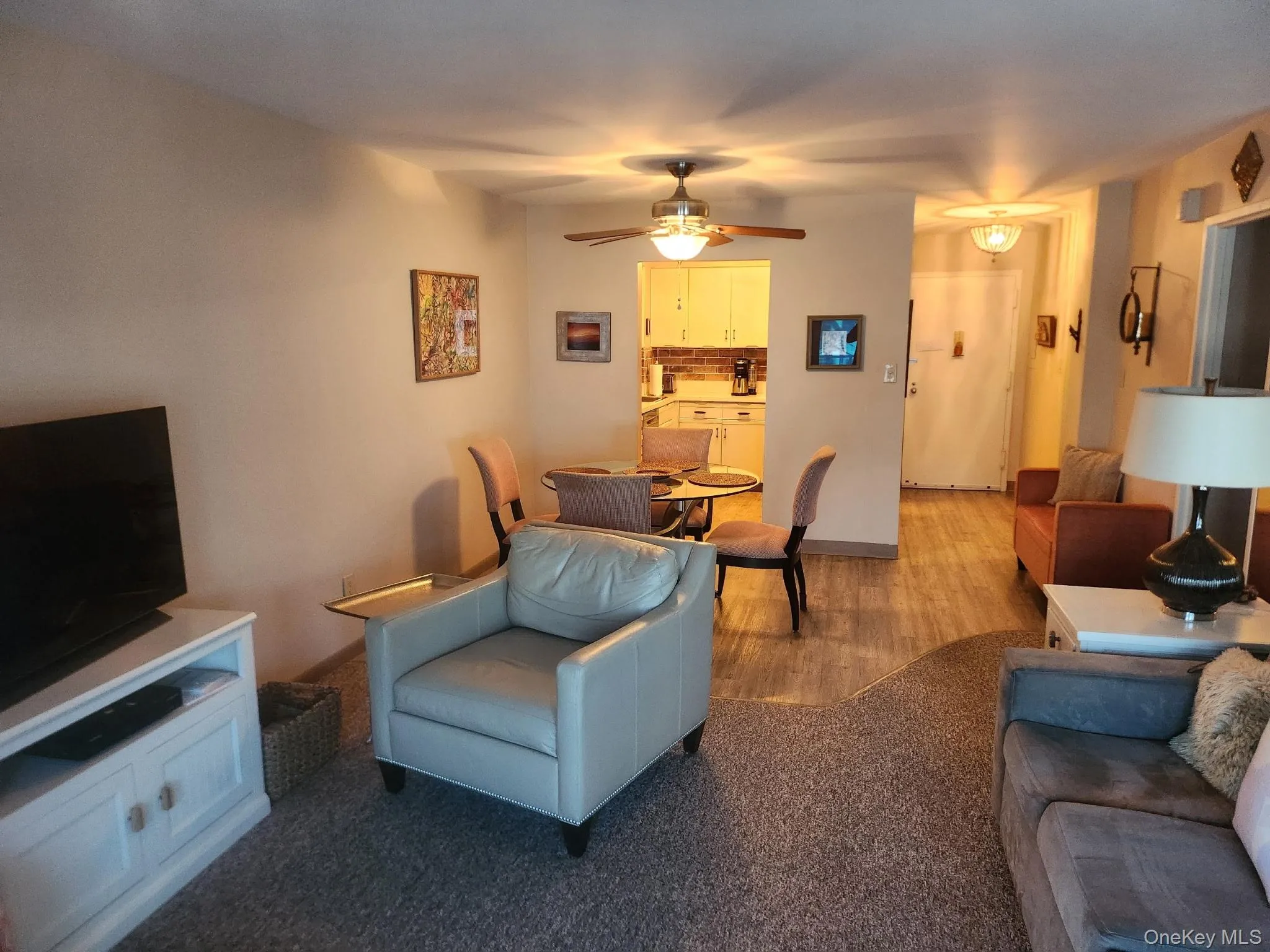 360 Shore Road, Long Beach, NY, 1 Bedroom Bedrooms, 5 Rooms Rooms,1 BathroomBathrooms,Residential Lease,For Rent,Shore,0,975065 360 Shore Road, Long Beach, NY, 1 Bedroom Bedrooms, 5 Rooms Rooms,1 BathroomBathrooms,Residential Lease,For Rent,Shore,0,975065