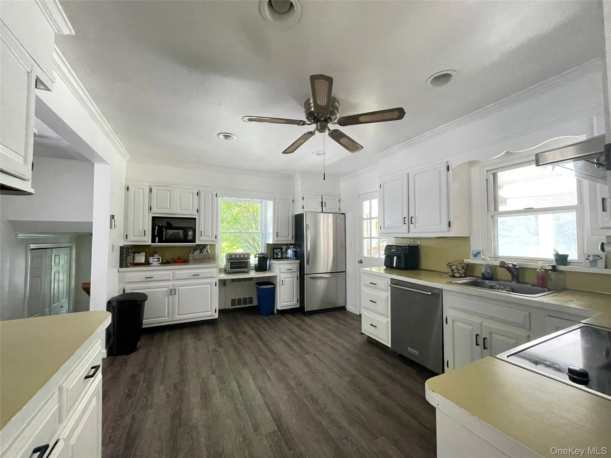 6 Beech Hill Road, Huntington, NY, 6 Bedrooms Bedrooms, 10 Rooms Rooms,3 BathroomsBathrooms,Residential Lease,For Rent,Beech Hill,0,975067 6 Beech Hill Road, Huntington, NY, 6 Bedrooms Bedrooms, 10 Rooms Rooms,3 BathroomsBathrooms,Residential Lease,For Rent,Beech Hill,0,975067