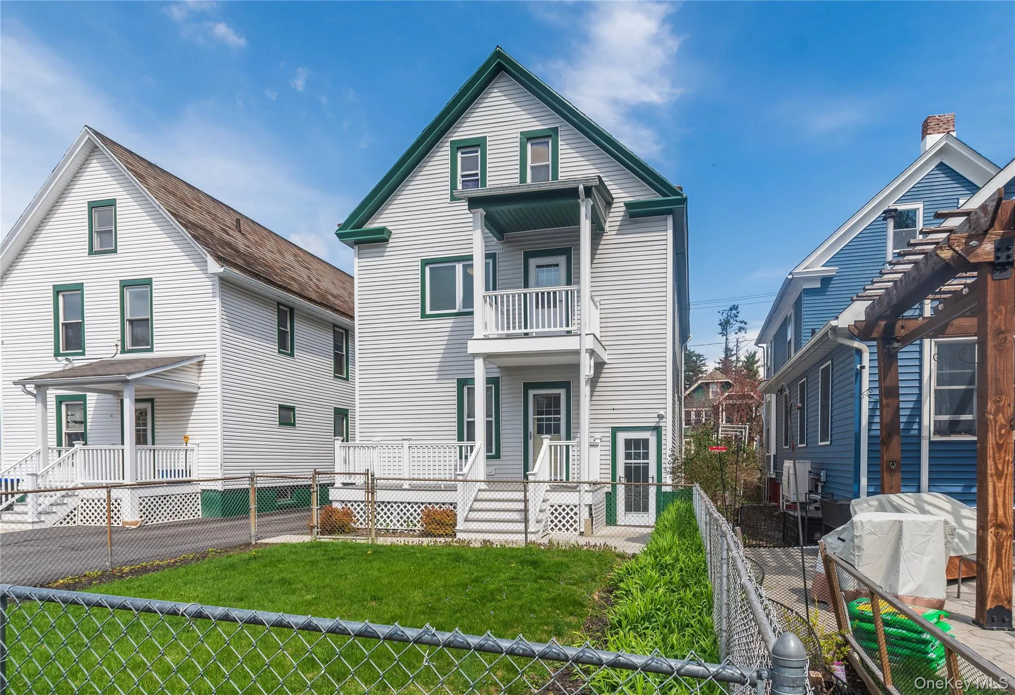 15 Taylor Avenue, Poughkeepsie, NY, 2 Bedrooms Bedrooms, 4 Rooms Rooms,1 BathroomBathrooms,Residential Lease,For Rent,Taylor,0,975081 15 Taylor Avenue, Poughkeepsie, NY, 2 Bedrooms Bedrooms, 4 Rooms Rooms,1 BathroomBathrooms,Residential Lease,For Rent,Taylor,0,975081