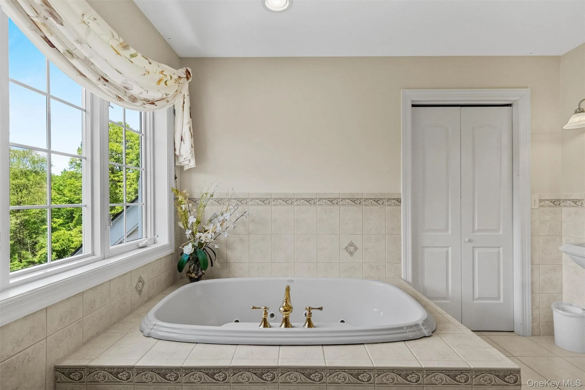 20 Goshen Road, Goshen, NY, 4 Bedrooms Bedrooms, 14 Rooms Rooms,2 BathroomsBathrooms,Residential Lease,For Rent,Goshen,0,975084 20 Goshen Road, Goshen, NY, 4 Bedrooms Bedrooms, 14 Rooms Rooms,2 BathroomsBathrooms,Residential Lease,For Rent,Goshen,0,975084