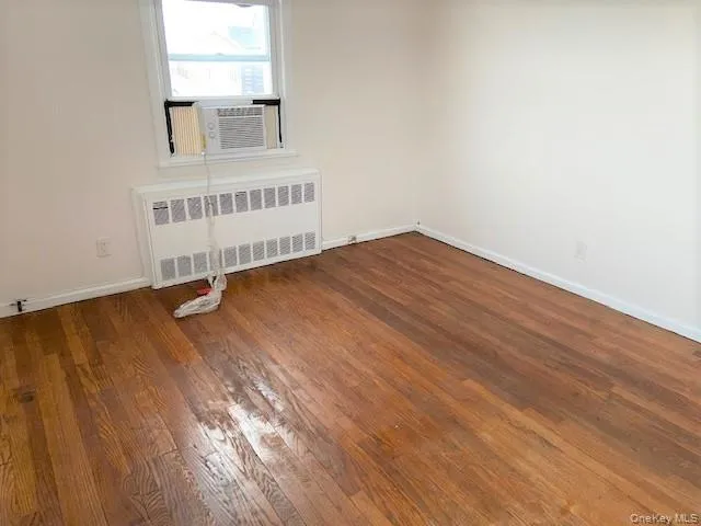 77 Kentucky Street, Long Beach, NY, 3 Bedrooms Bedrooms, 6 Rooms Rooms,1 BathroomBathrooms,Residential Lease,For Rent,Kentucky,0,975093 77 Kentucky Street, Long Beach, NY, 3 Bedrooms Bedrooms, 6 Rooms Rooms,1 BathroomBathrooms,Residential Lease,For Rent,Kentucky,0,975093