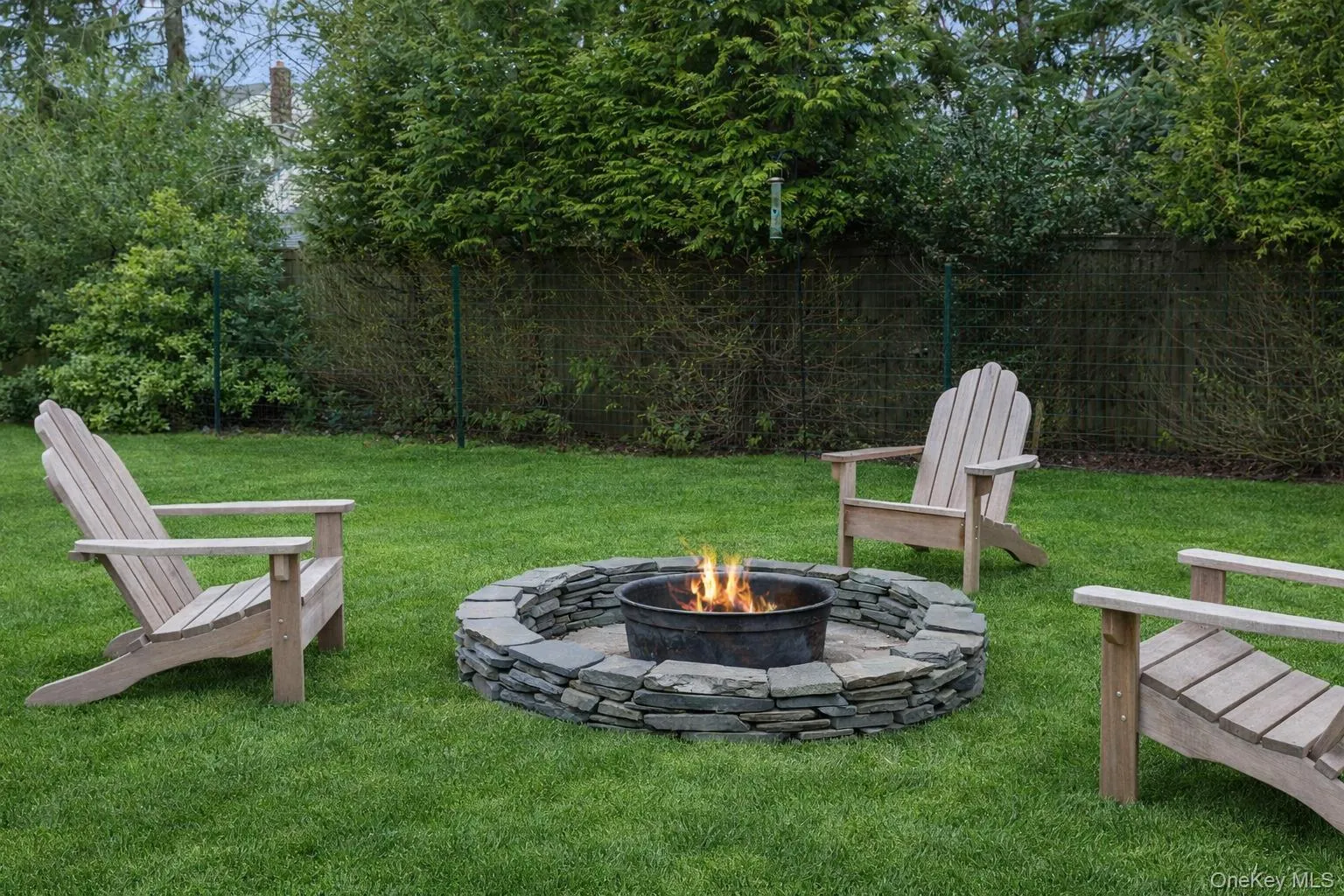 4 Glynn Drive, Shelter Island, NY, 4 Bedrooms Bedrooms, 7 Rooms Rooms,3 BathroomsBathrooms,Residential Lease,For Rent,Glynn,0,975096 4 Glynn Drive, Shelter Island, NY, 4 Bedrooms Bedrooms, 7 Rooms Rooms,3 BathroomsBathrooms,Residential Lease,For Rent,Glynn,0,975096