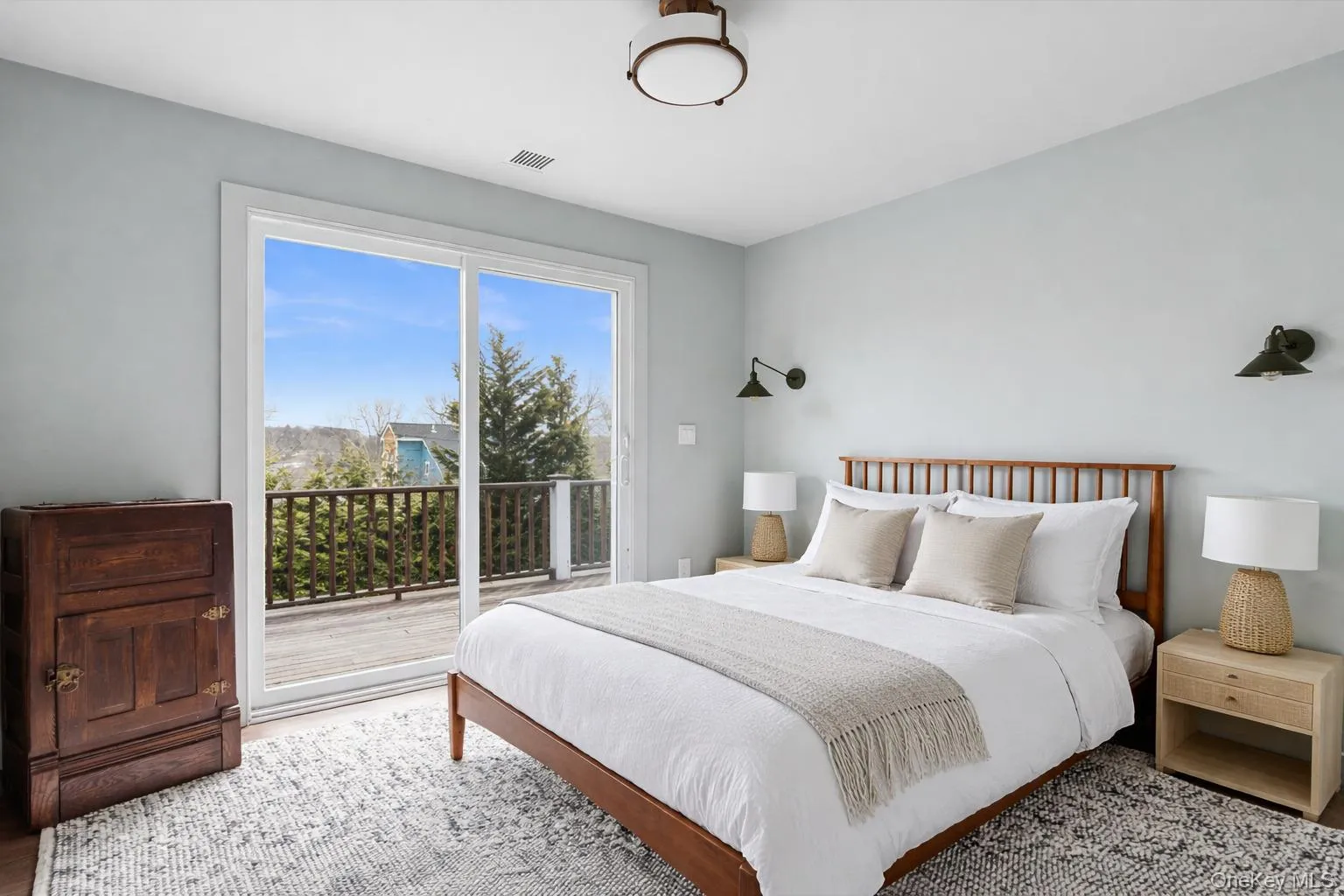 4 Glynn Drive, Shelter Island, NY, 4 Bedrooms Bedrooms, 7 Rooms Rooms,3 BathroomsBathrooms,Residential Lease,For Rent,Glynn,0,975096 4 Glynn Drive, Shelter Island, NY, 4 Bedrooms Bedrooms, 7 Rooms Rooms,3 BathroomsBathrooms,Residential Lease,For Rent,Glynn,0,975096