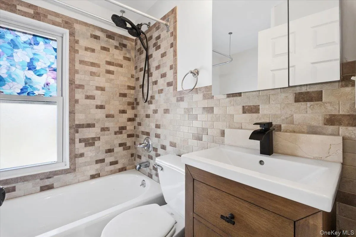 1133 Orchard Street, Peekskill, NY, 2 Bedrooms Bedrooms, 6 Rooms Rooms,2 BathroomsBathrooms,Residential,For Rent,Orchard,0,975134 1133 Orchard Street, Peekskill, NY, 2 Bedrooms Bedrooms, 6 Rooms Rooms,2 BathroomsBathrooms,Residential,For Rent,Orchard,0,975134