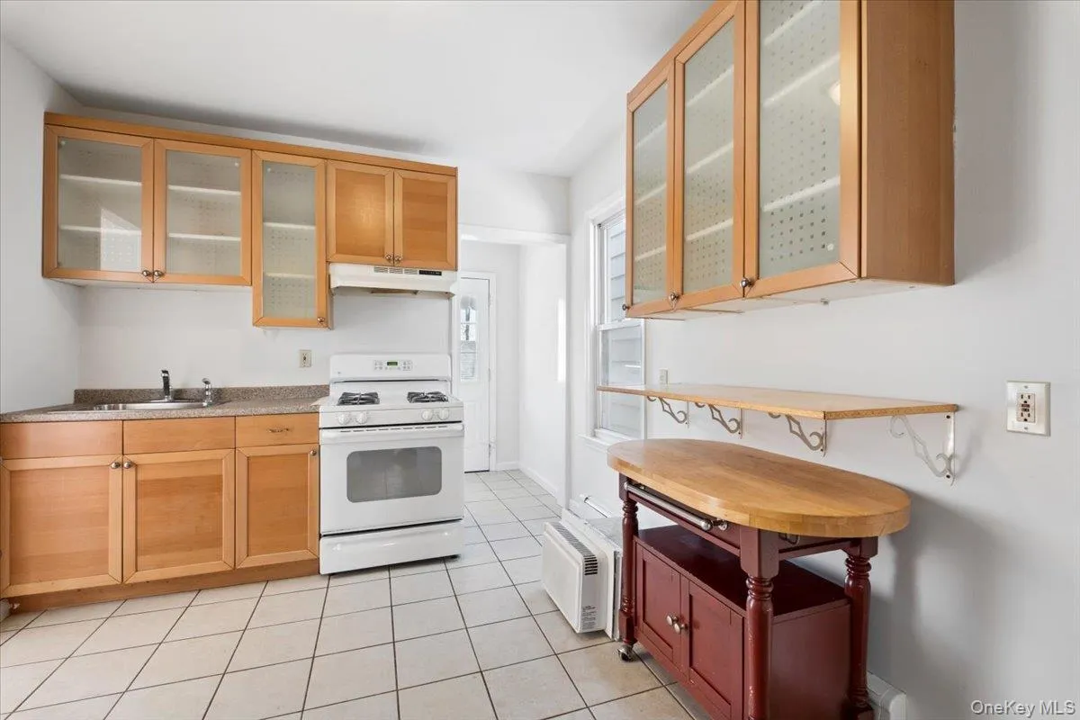 1133 Orchard Street, Peekskill, NY, 2 Bedrooms Bedrooms, 6 Rooms Rooms,2 BathroomsBathrooms,Residential,For Rent,Orchard,0,975134 1133 Orchard Street, Peekskill, NY, 2 Bedrooms Bedrooms, 6 Rooms Rooms,2 BathroomsBathrooms,Residential,For Rent,Orchard,0,975134