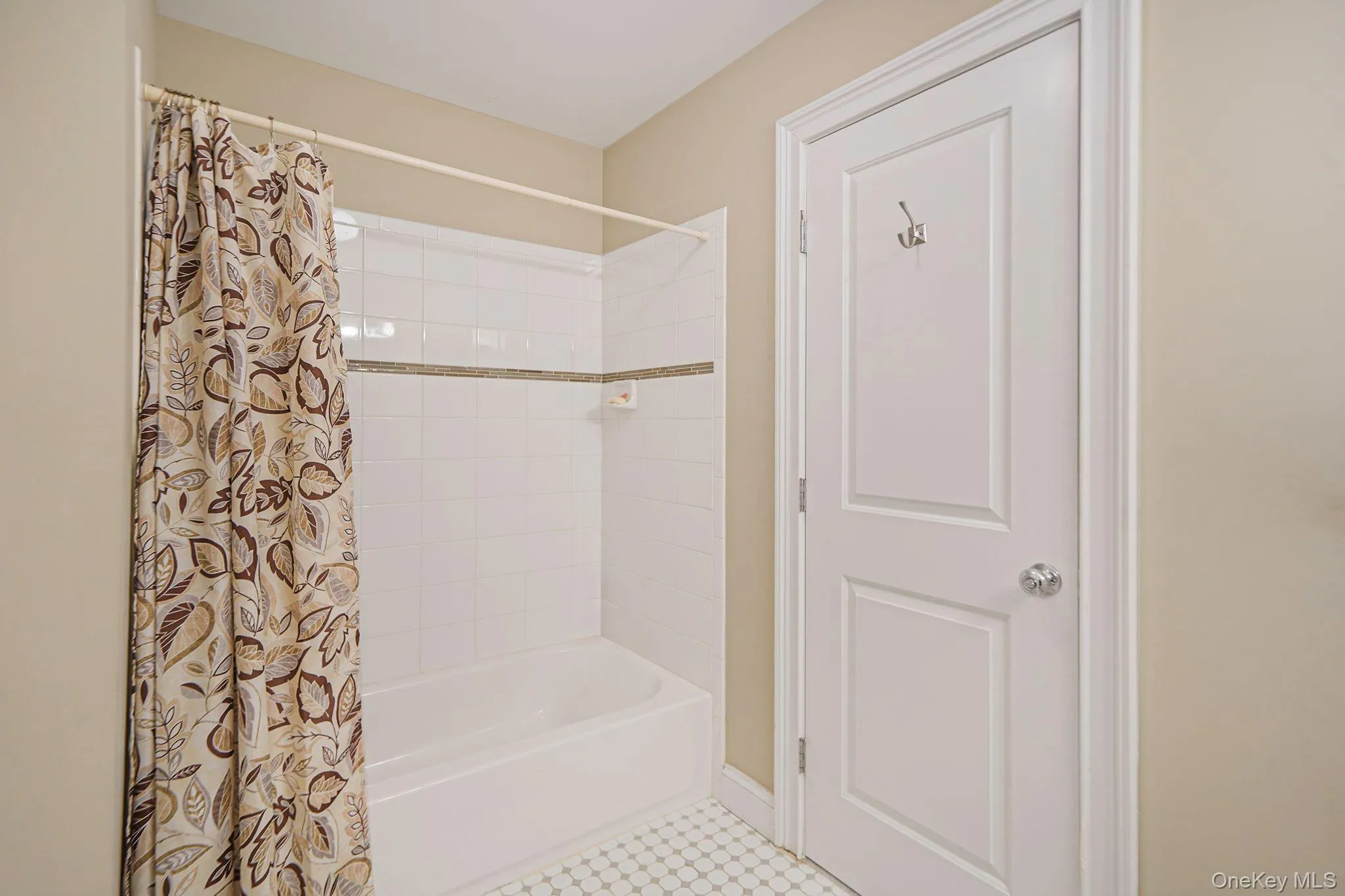 20 Dogwood Lane, Brookhaven, NY, 4 Bedrooms Bedrooms, 8 Rooms Rooms,2 BathroomsBathrooms,Residential,For Rent,Dogwood,0,975140 20 Dogwood Lane, Brookhaven, NY, 4 Bedrooms Bedrooms, 8 Rooms Rooms,2 BathroomsBathrooms,Residential,For Rent,Dogwood,0,975140