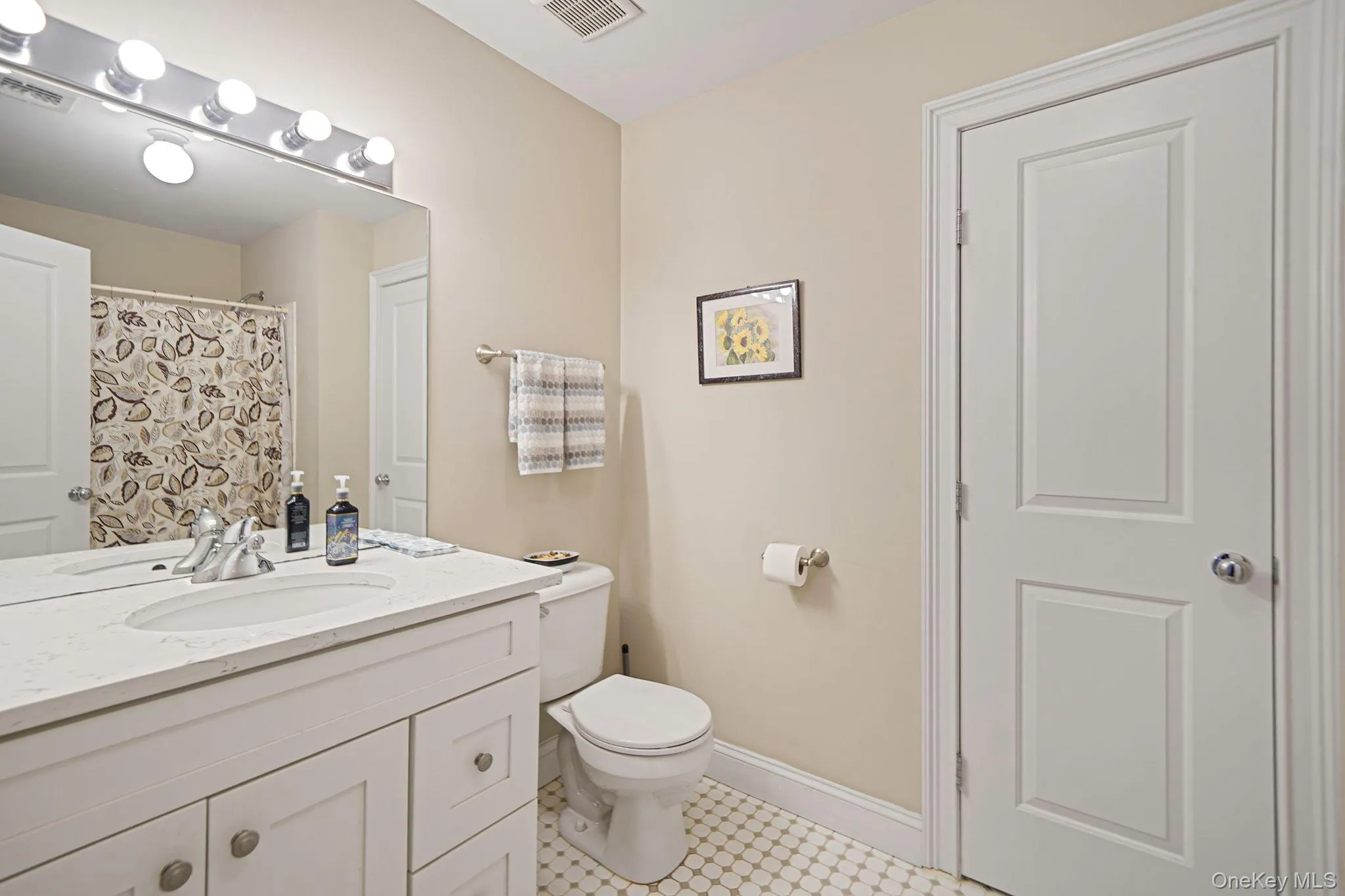 20 Dogwood Lane, Brookhaven, NY, 4 Bedrooms Bedrooms, 8 Rooms Rooms,2 BathroomsBathrooms,Residential,For Rent,Dogwood,0,975140 20 Dogwood Lane, Brookhaven, NY, 4 Bedrooms Bedrooms, 8 Rooms Rooms,2 BathroomsBathrooms,Residential,For Rent,Dogwood,0,975140