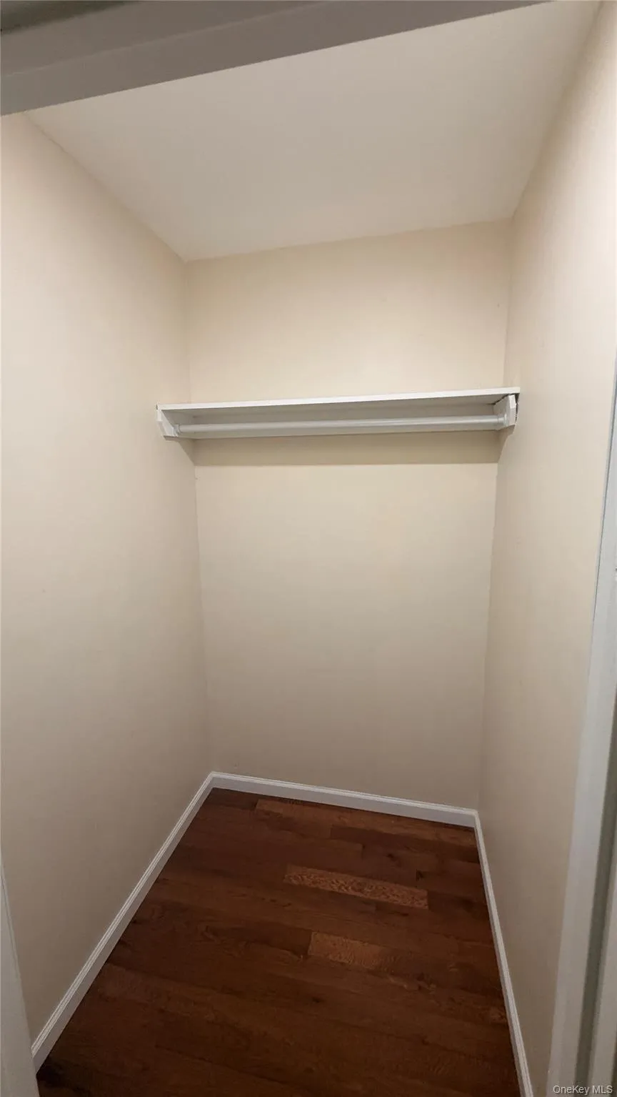 14435 224th Street, New York, NY, 3 Bedrooms Bedrooms, 9 Rooms Rooms,2 BathroomsBathrooms,Residential Lease,For Rent,224th,0,975163 14435 224th Street, New York, NY, 3 Bedrooms Bedrooms, 9 Rooms Rooms,2 BathroomsBathrooms,Residential Lease,For Rent,224th,0,975163
