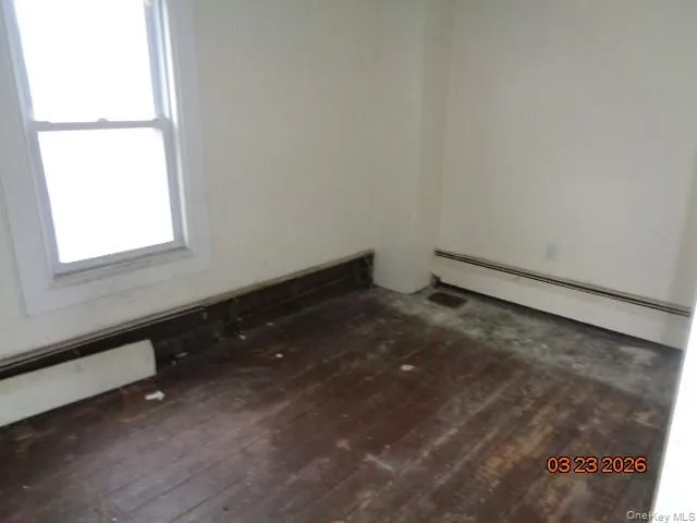 19 10th Road, New York, NY, 2 Bedrooms Bedrooms, 5 Rooms Rooms,1 BathroomBathrooms,Residential,For Rent,10th,0,975190 19 10th Road, New York, NY, 2 Bedrooms Bedrooms, 5 Rooms Rooms,1 BathroomBathrooms,Residential,For Rent,10th,0,975190
