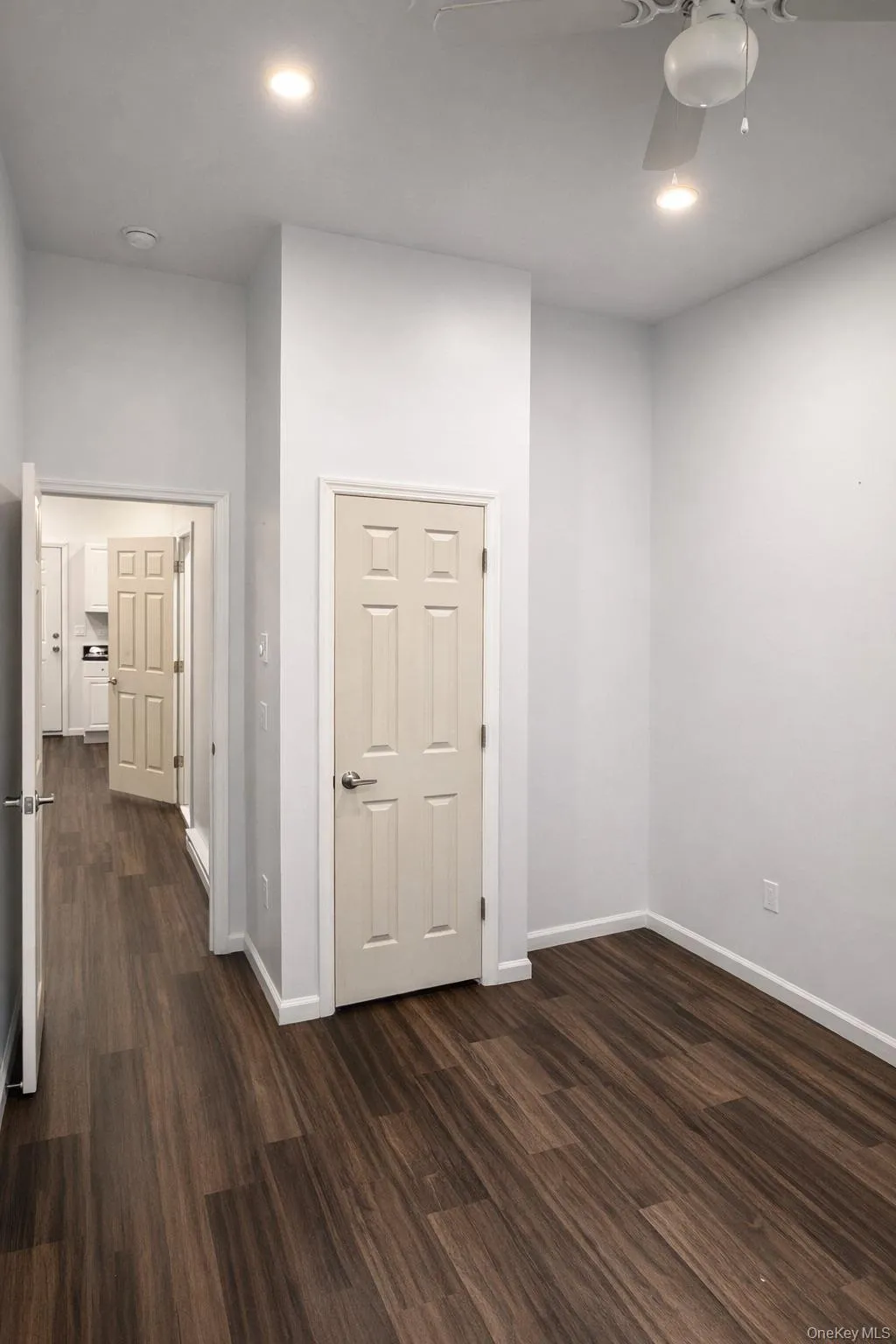 420 Broadway, Thompson, NY, 2 Bedrooms Bedrooms, 4 Rooms Rooms,1 BathroomBathrooms,Residential Lease,For Rent,Broadway,0,975210 420 Broadway, Thompson, NY, 2 Bedrooms Bedrooms, 4 Rooms Rooms,1 BathroomBathrooms,Residential Lease,For Rent,Broadway,0,975210