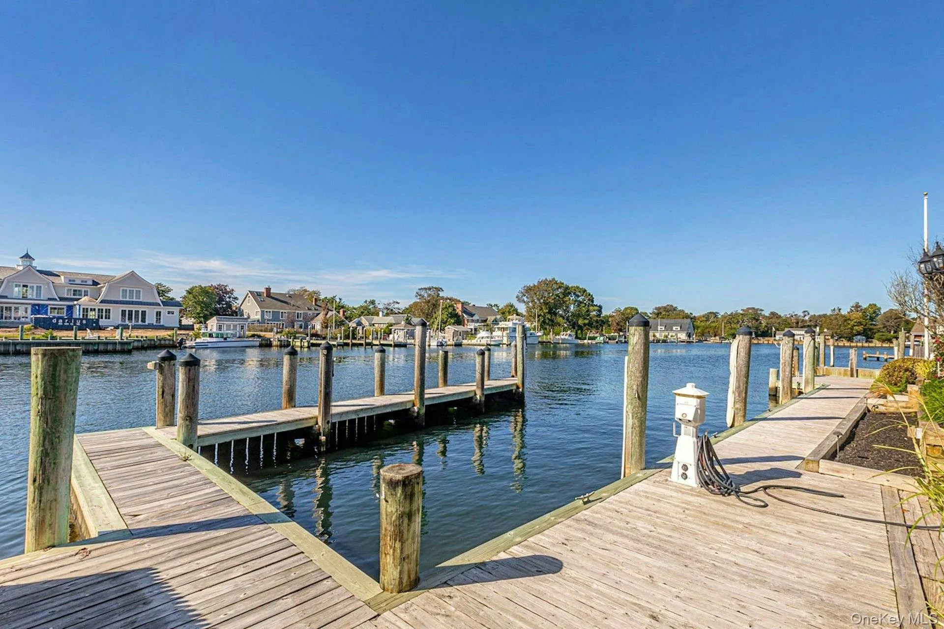 Private dock in your own backyard! This dock fits up to a 55' vessel. Private dock in your own backyard! This dock fits up to a 55' vessel.