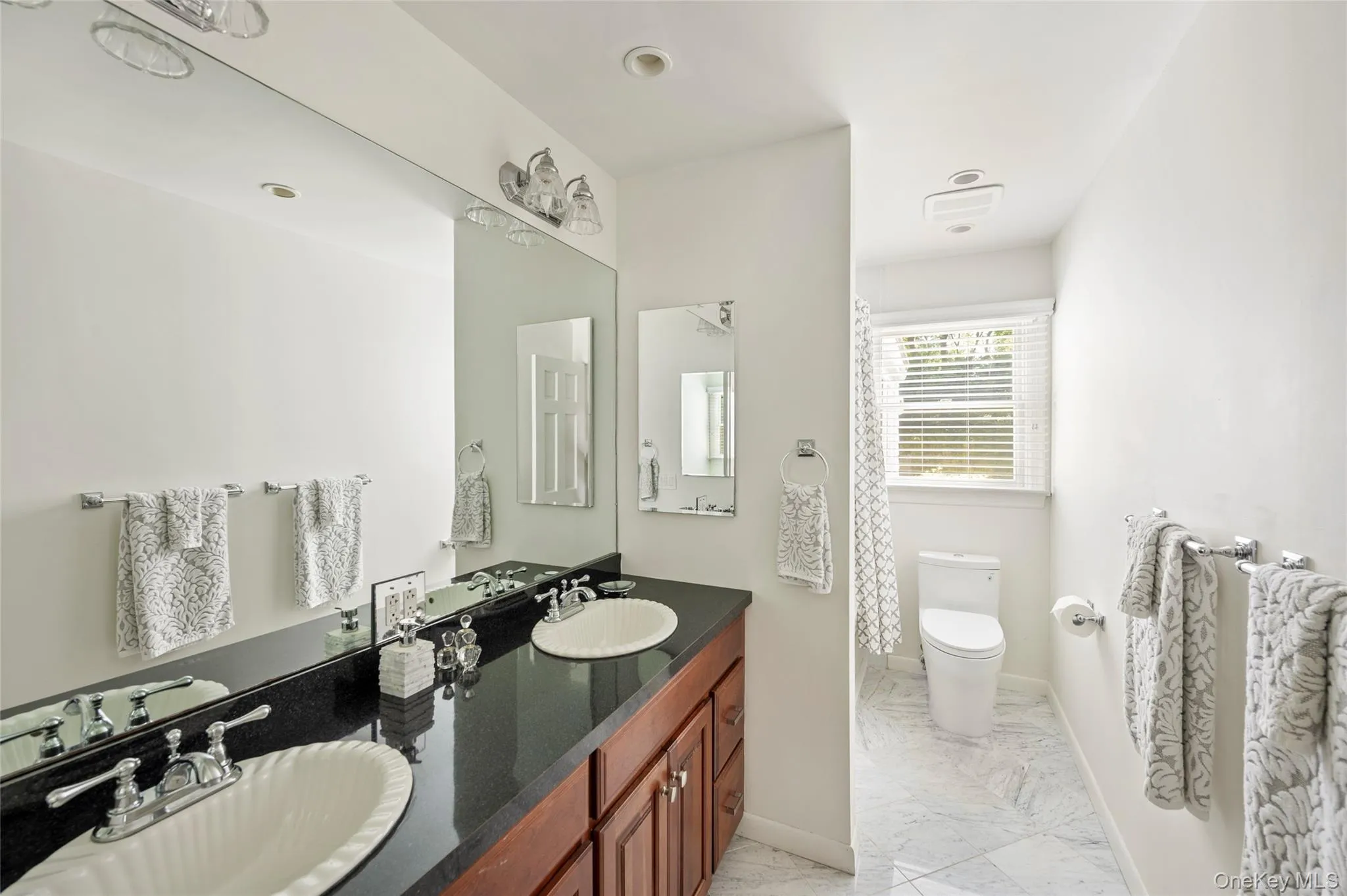 89 South Road, Southampton, NY, 5 Bedrooms Bedrooms, 13 Rooms Rooms,4 BathroomsBathrooms,Residential Lease,For Rent,South,0,975219 89 South Road, Southampton, NY, 5 Bedrooms Bedrooms, 13 Rooms Rooms,4 BathroomsBathrooms,Residential Lease,For Rent,South,0,975219