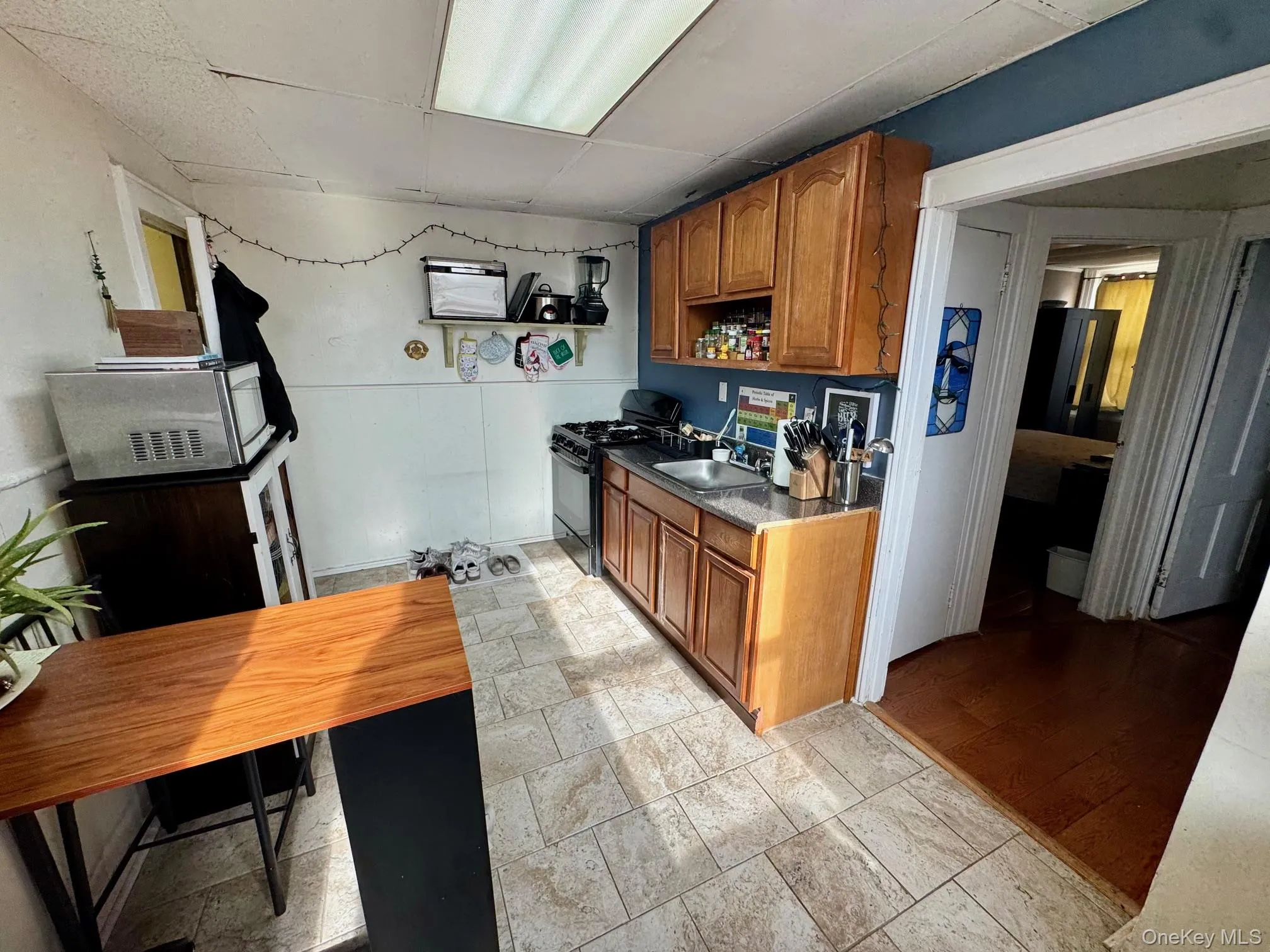 342 Broadway, Hempstead, NY, 1 Bedroom Bedrooms, 3 Rooms Rooms,1 BathroomBathrooms,Residential Lease,For Rent,Broadway,0,975226 342 Broadway, Hempstead, NY, 1 Bedroom Bedrooms, 3 Rooms Rooms,1 BathroomBathrooms,Residential Lease,For Rent,Broadway,0,975226