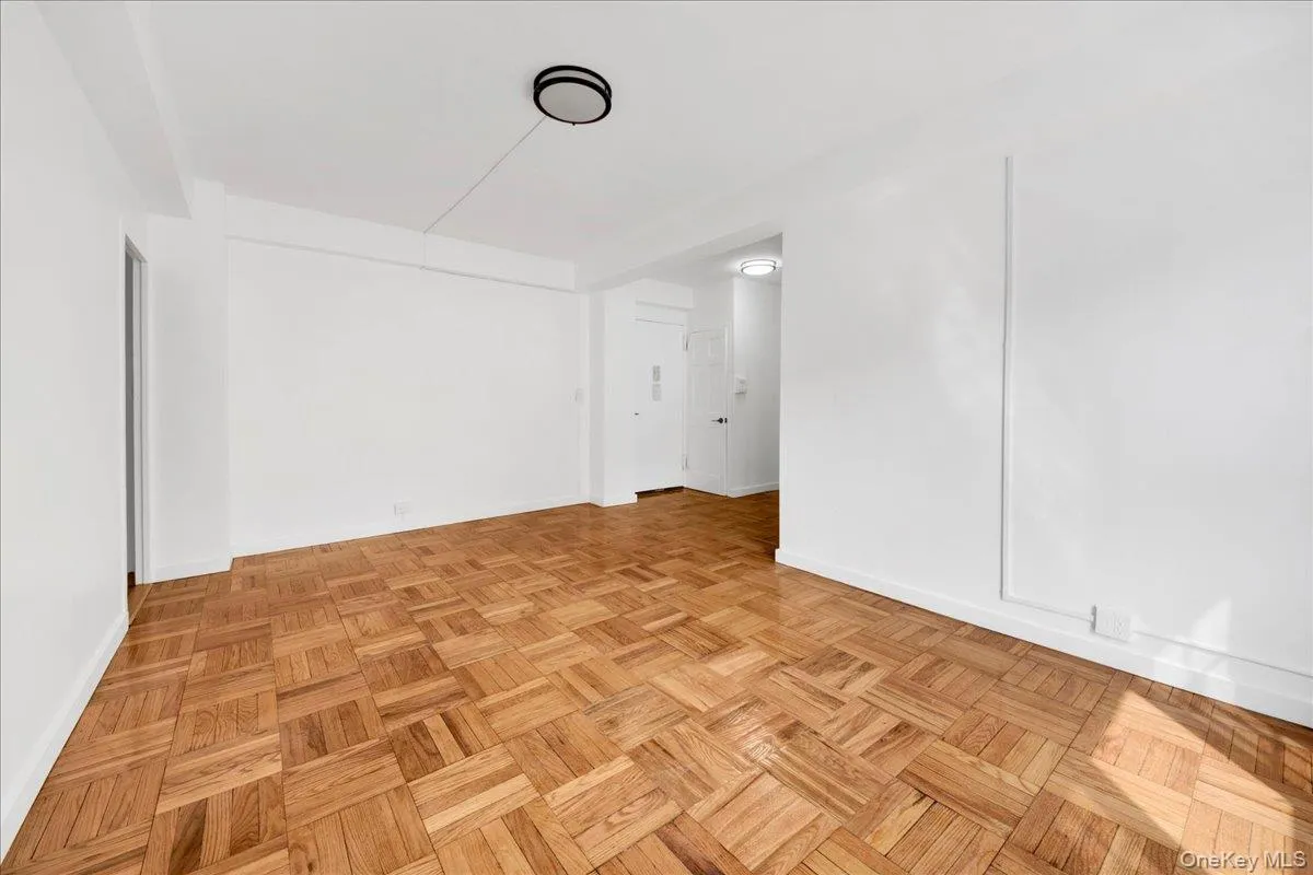 1569 metropolitan Avenue, New York, NY, 2 Bedrooms Bedrooms, 4 Rooms Rooms,1 BathroomBathrooms,Residential,For Rent,metropolitan,0,975238 1569 metropolitan Avenue, New York, NY, 2 Bedrooms Bedrooms, 4 Rooms Rooms,1 BathroomBathrooms,Residential,For Rent,metropolitan,0,975238