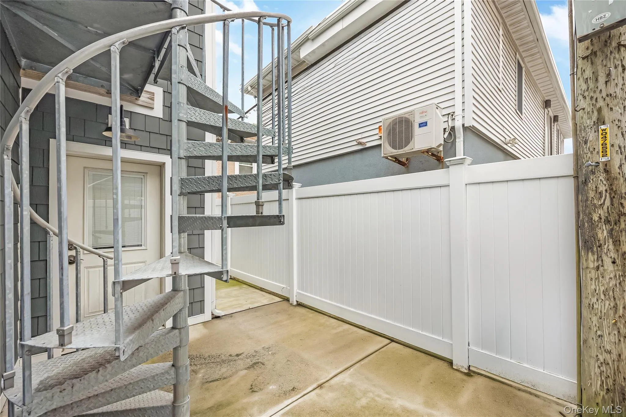 96 Oregon Street, Long Beach, NY, 3 Bedrooms Bedrooms, 5 Rooms Rooms,1 BathroomBathrooms,Residential Lease,For Rent,Oregon,0,975240 96 Oregon Street, Long Beach, NY, 3 Bedrooms Bedrooms, 5 Rooms Rooms,1 BathroomBathrooms,Residential Lease,For Rent,Oregon,0,975240