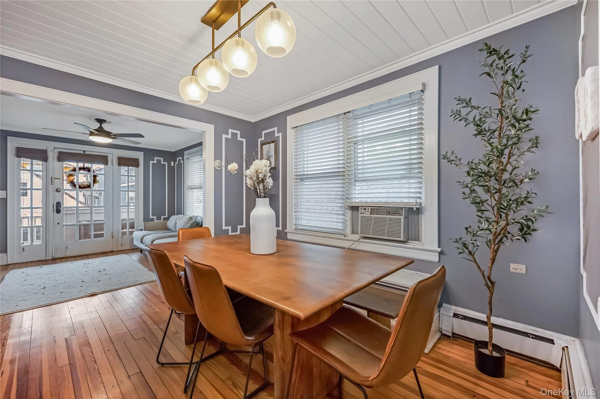 96 Oregon Street, Long Beach, NY, 3 Bedrooms Bedrooms, 5 Rooms Rooms,1 BathroomBathrooms,Residential Lease,For Rent,Oregon,0,975240 96 Oregon Street, Long Beach, NY, 3 Bedrooms Bedrooms, 5 Rooms Rooms,1 BathroomBathrooms,Residential Lease,For Rent,Oregon,0,975240