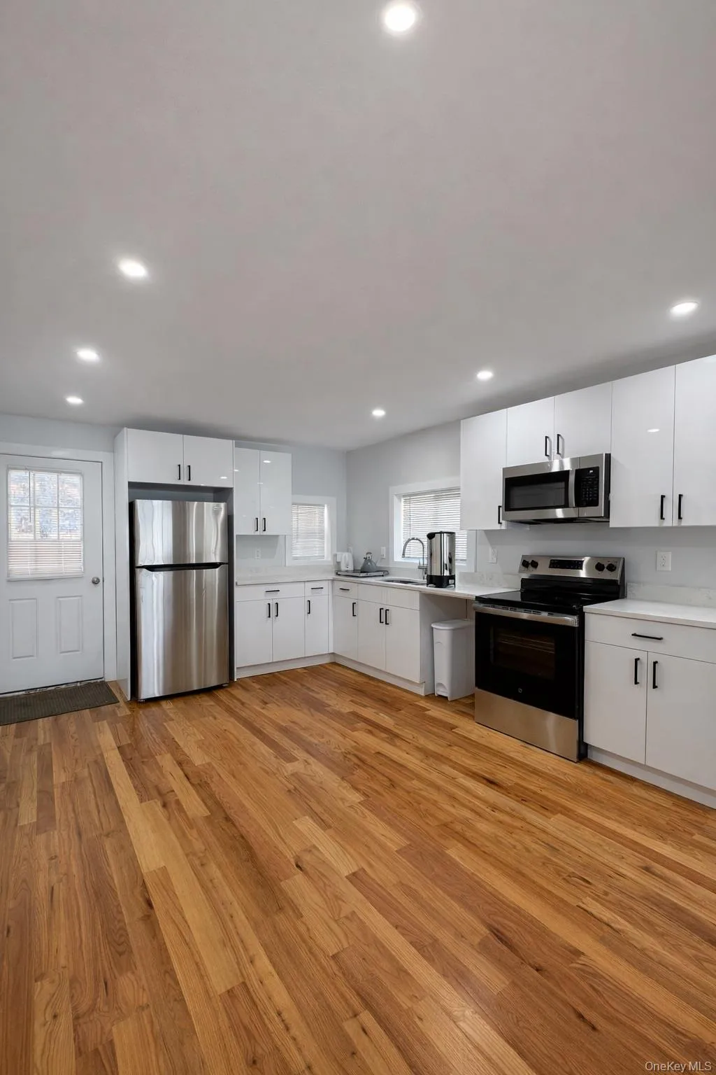 1140 State Route 52, Fallsburg, NY, 3 Bedrooms Bedrooms, 7 Rooms Rooms,2 BathroomsBathrooms,Residential Lease,For Rent,State Route 52,0,975243 1140 State Route 52, Fallsburg, NY, 3 Bedrooms Bedrooms, 7 Rooms Rooms,2 BathroomsBathrooms,Residential Lease,For Rent,State Route 52,0,975243