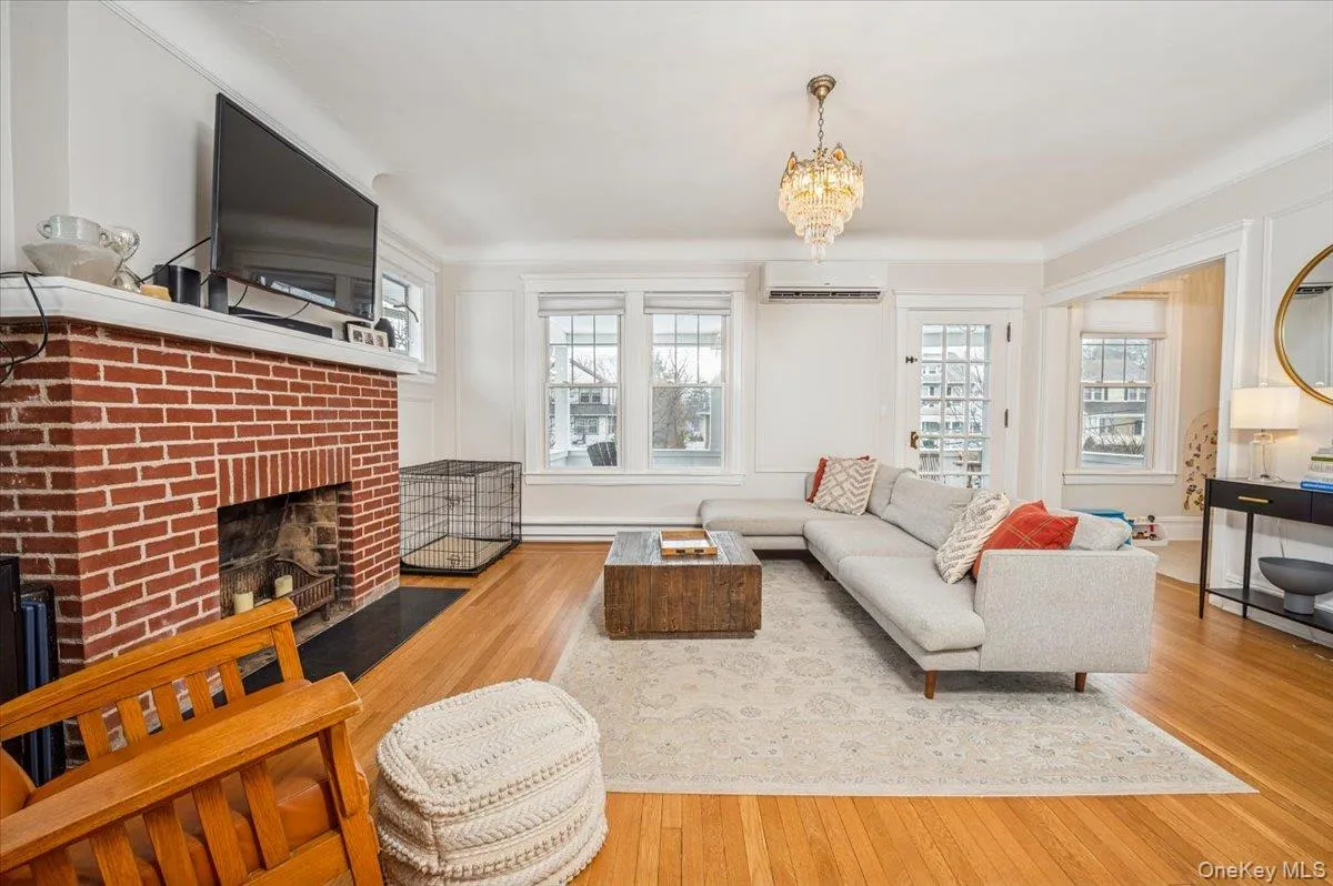 36 Grand Avenue, Eastchester, NY, 3 Bedrooms Bedrooms, 8 Rooms Rooms,2 BathroomsBathrooms,Residential Lease,For Rent,Grand,0,975248 36 Grand Avenue, Eastchester, NY, 3 Bedrooms Bedrooms, 8 Rooms Rooms,2 BathroomsBathrooms,Residential Lease,For Rent,Grand,0,975248