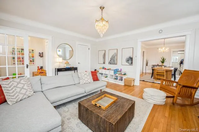 36 Grand Avenue, Eastchester, NY, 3 Bedrooms Bedrooms, 8 Rooms Rooms,2 BathroomsBathrooms,Residential Lease,For Rent,Grand,0,975248 36 Grand Avenue, Eastchester, NY, 3 Bedrooms Bedrooms, 8 Rooms Rooms,2 BathroomsBathrooms,Residential Lease,For Rent,Grand,0,975248