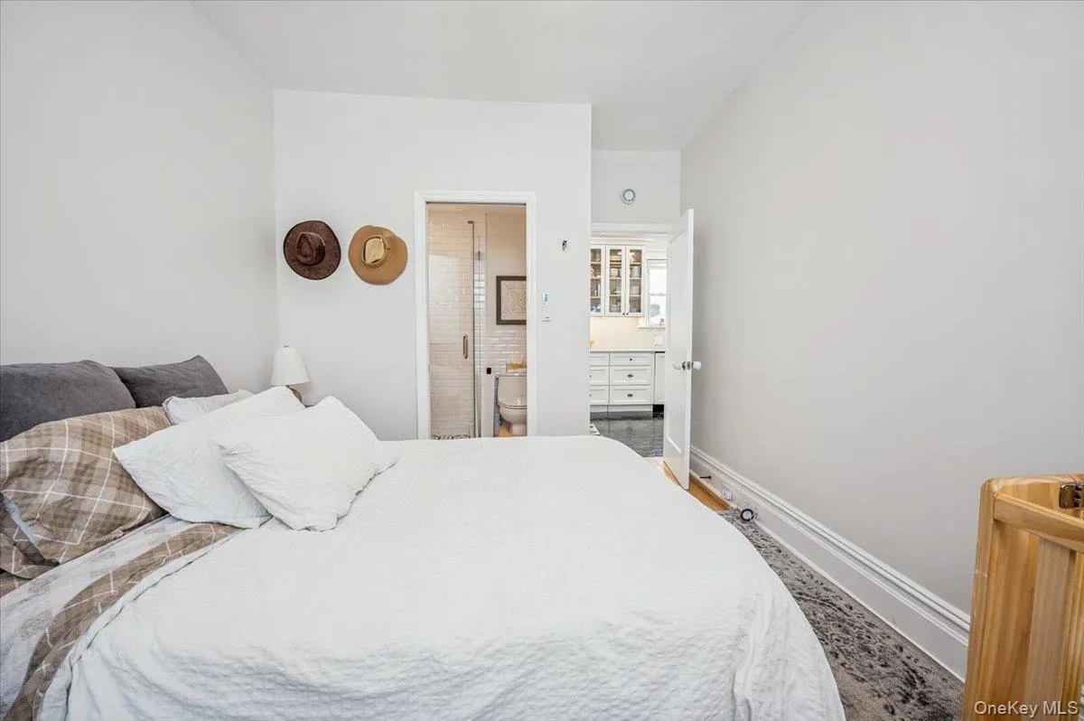 36 Grand Avenue, Eastchester, NY, 3 Bedrooms Bedrooms, 8 Rooms Rooms,2 BathroomsBathrooms,Residential Lease,For Rent,Grand,0,975248 36 Grand Avenue, Eastchester, NY, 3 Bedrooms Bedrooms, 8 Rooms Rooms,2 BathroomsBathrooms,Residential Lease,For Rent,Grand,0,975248