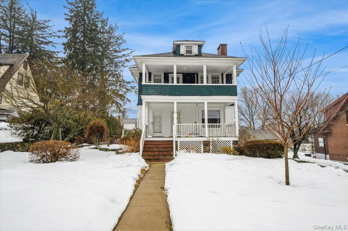 36 Grand Avenue, Eastchester, NY, 3 Bedrooms Bedrooms, 8 Rooms Rooms,2 BathroomsBathrooms,Residential Lease,For Rent,Grand,0,975248 36 Grand Avenue, Eastchester, NY, 3 Bedrooms Bedrooms, 8 Rooms Rooms,2 BathroomsBathrooms,Residential Lease,For Rent,Grand,0,975248