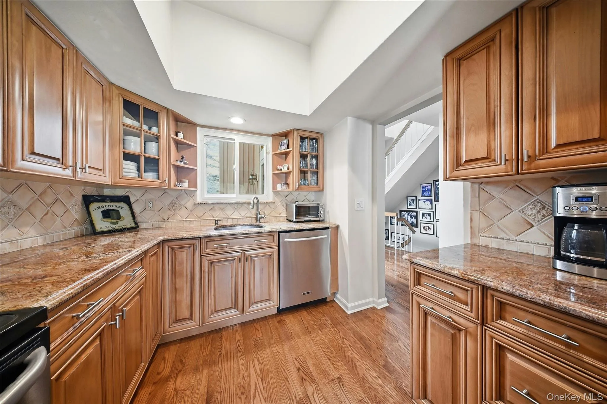 78 Hidden Ridge Drive, Oyster Bay, NY, 3 Bedrooms Bedrooms, 7 Rooms Rooms,2 BathroomsBathrooms,Residential,For Rent,Hidden Ridge,0,975253 78 Hidden Ridge Drive, Oyster Bay, NY, 3 Bedrooms Bedrooms, 7 Rooms Rooms,2 BathroomsBathrooms,Residential,For Rent,Hidden Ridge,0,975253