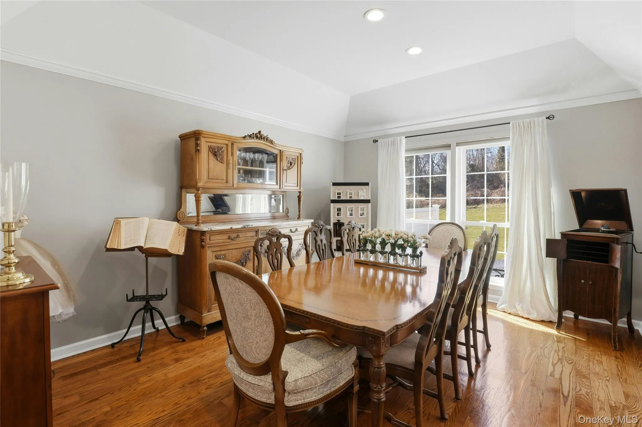 78 Hidden Ridge Drive, Oyster Bay, NY, 3 Bedrooms Bedrooms, 7 Rooms Rooms,2 BathroomsBathrooms,Residential,For Rent,Hidden Ridge,0,975253 78 Hidden Ridge Drive, Oyster Bay, NY, 3 Bedrooms Bedrooms, 7 Rooms Rooms,2 BathroomsBathrooms,Residential,For Rent,Hidden Ridge,0,975253