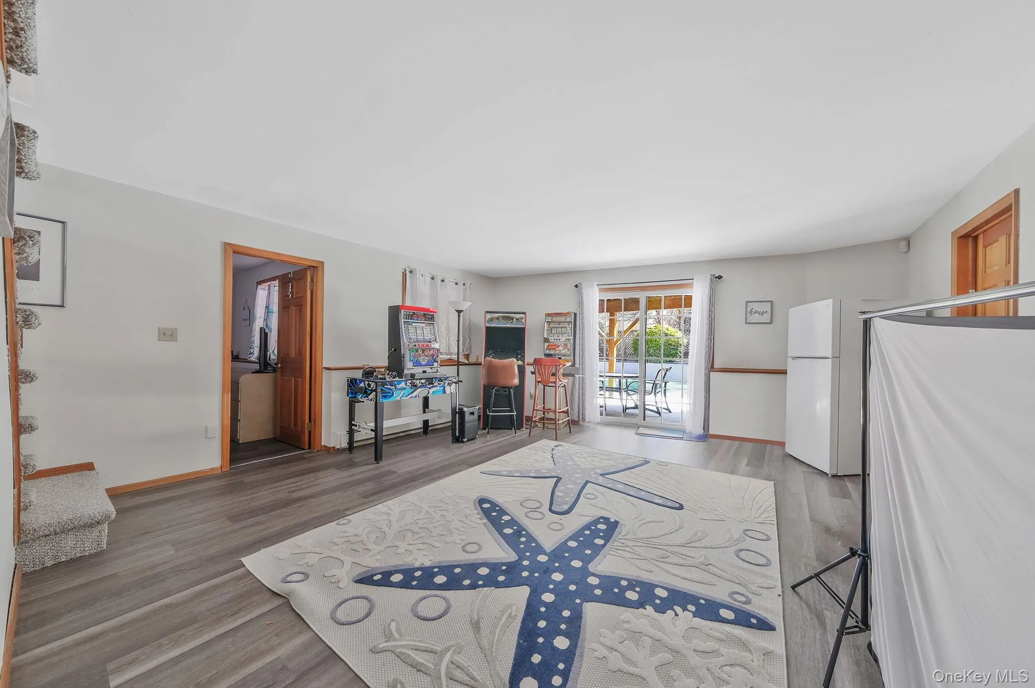 5 Ocean View Avenue, Southampton, NY, 5 Bedrooms Bedrooms, 9 Rooms Rooms,3 BathroomsBathrooms,Residential Lease,For Rent,Ocean View,0,975256 5 Ocean View Avenue, Southampton, NY, 5 Bedrooms Bedrooms, 9 Rooms Rooms,3 BathroomsBathrooms,Residential Lease,For Rent,Ocean View,0,975256